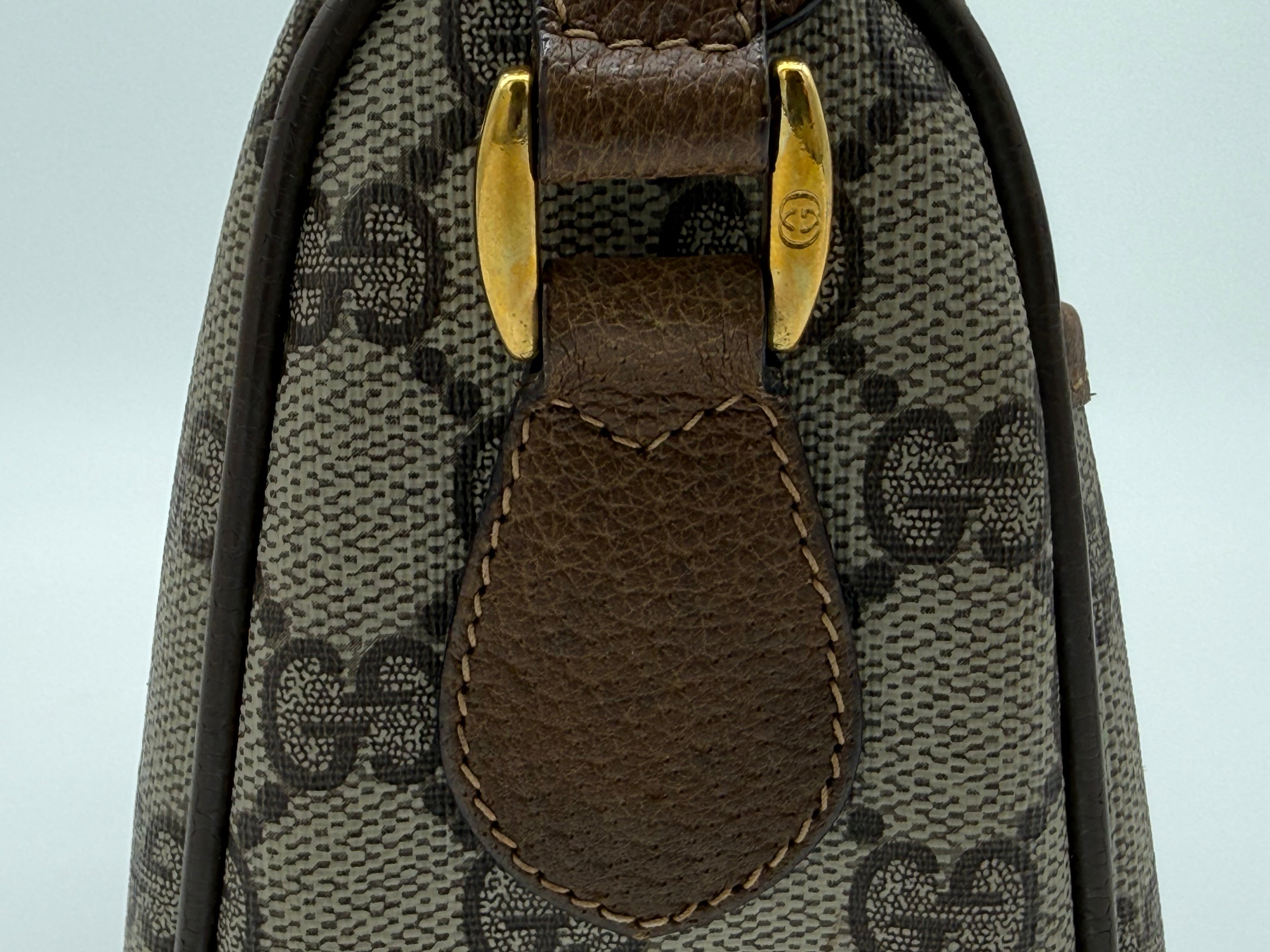 Gucci GG Supreme Web Sherry Line Shoulder Bag – Beige / Red / Gold (SKU: 152643)