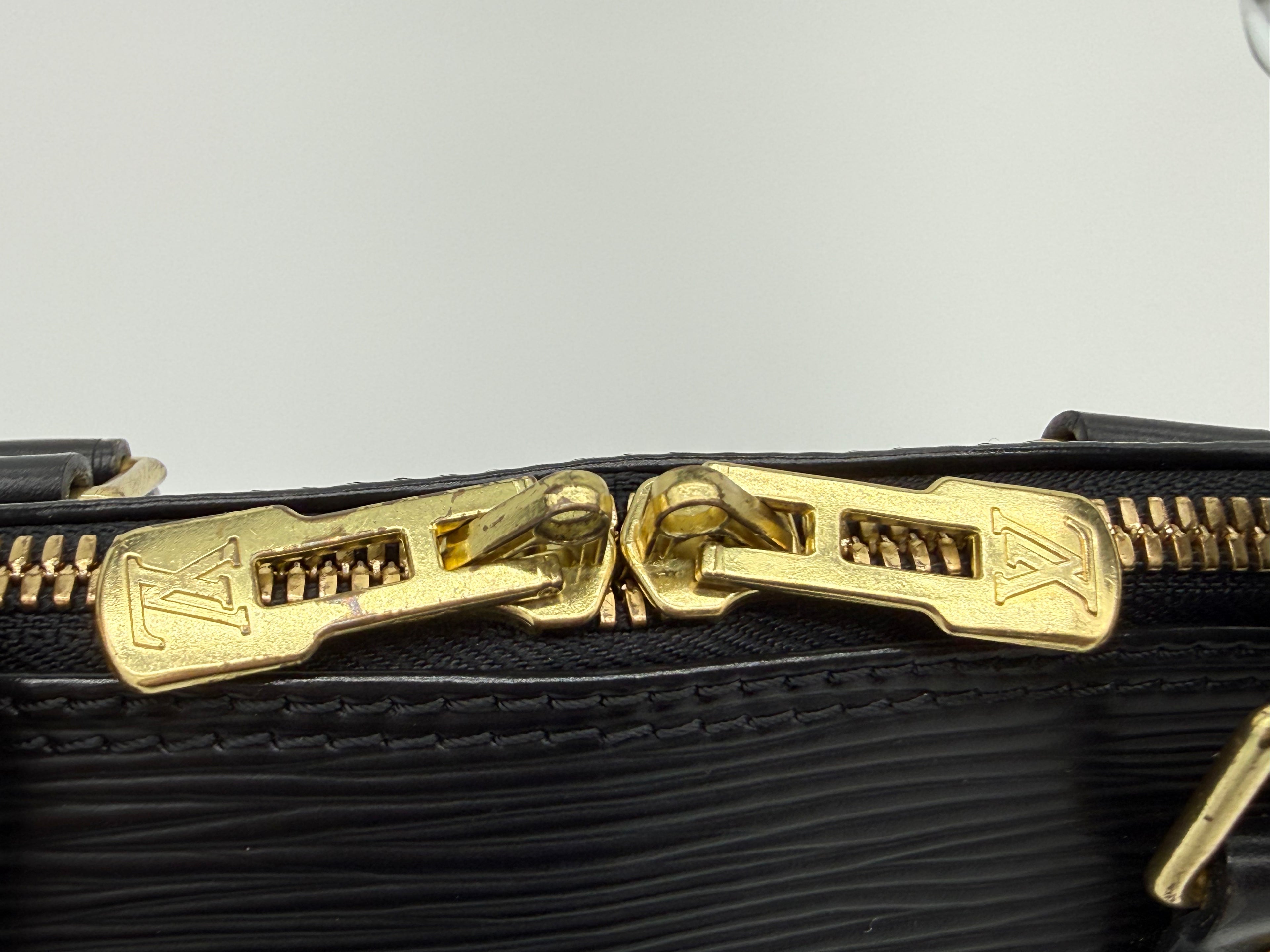 Louis Vuitton Epi Alma Handbag – Black – M52142 – SKU 144616V