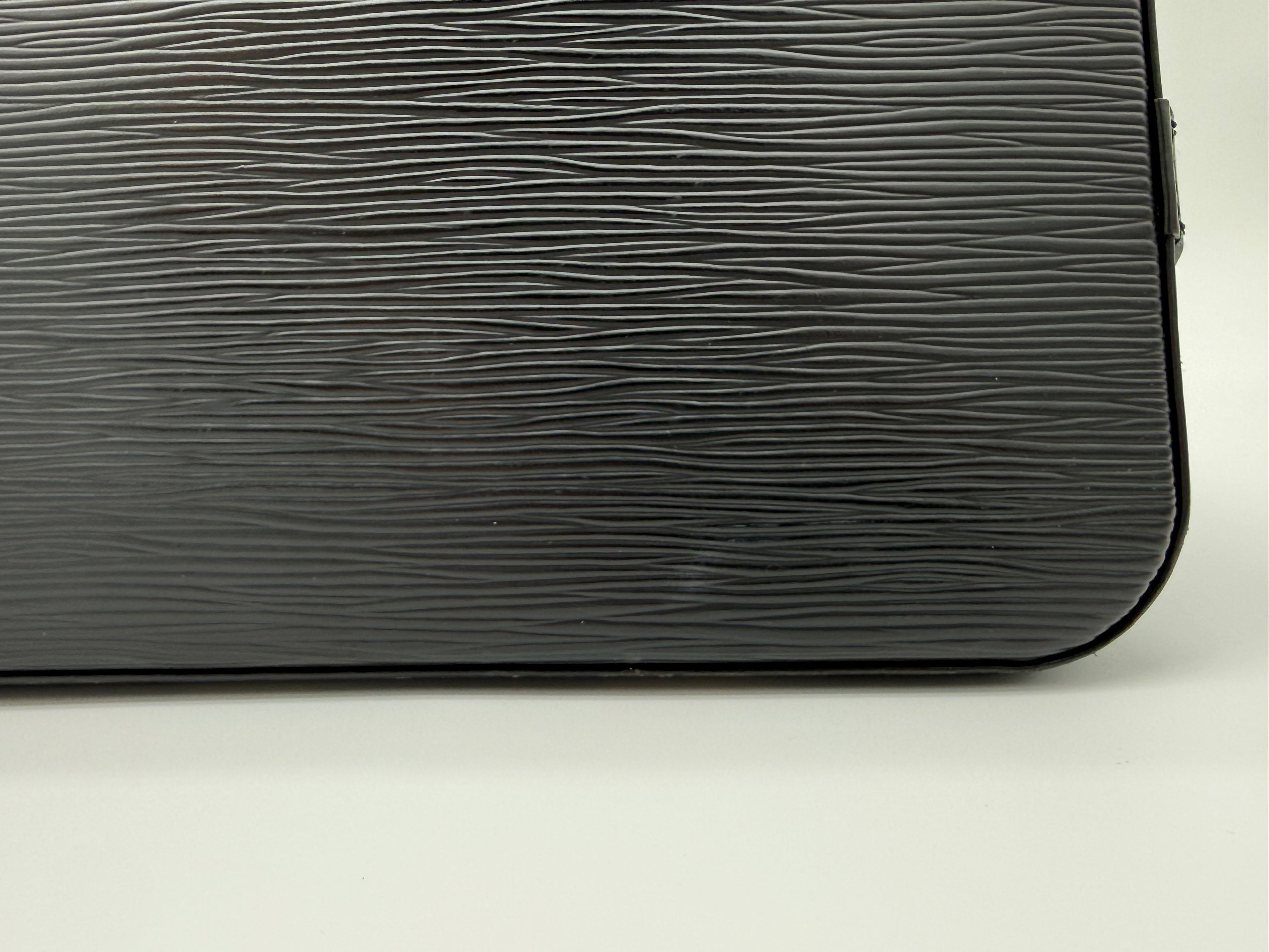 Louis Vuitton Epi Alma Handbag – Black – M52142 – SKU 144616V