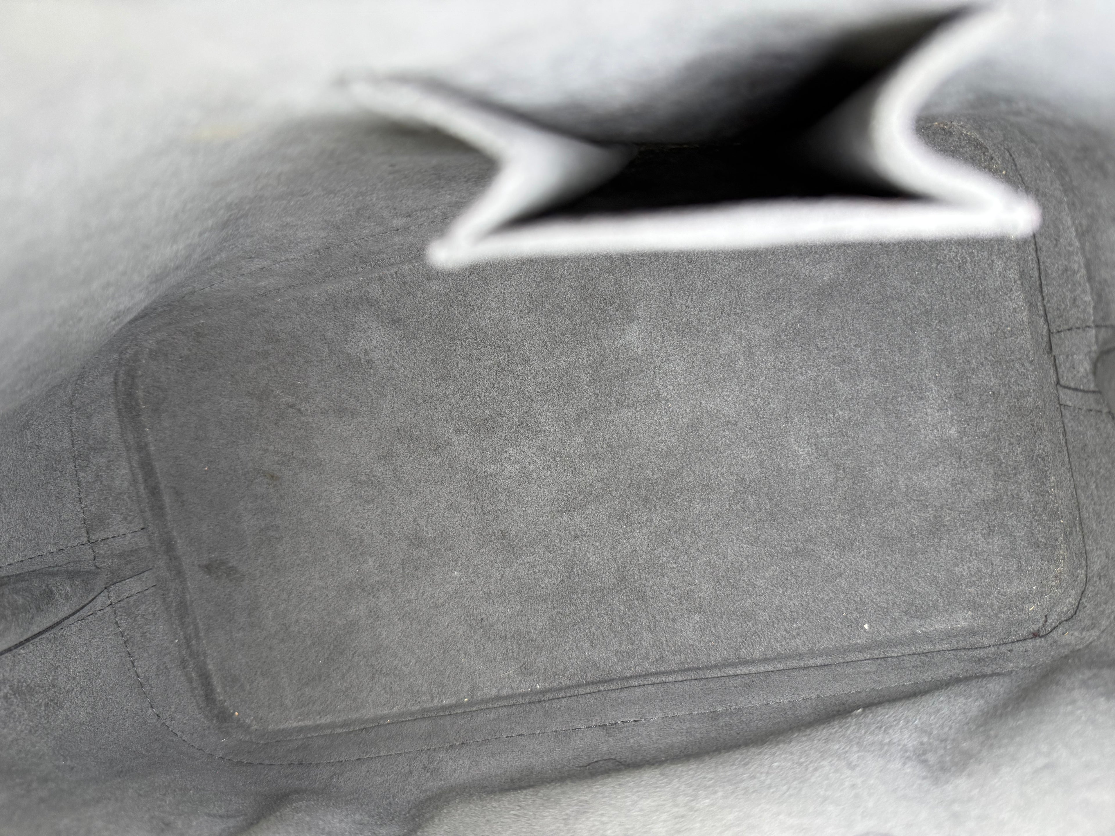 Louis Vuitton Epi Alma Handbag – Black – M52142 – SKU 144616V