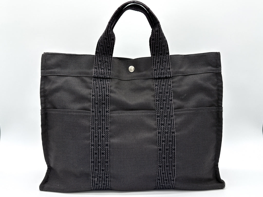 Hermès Her Line MM Hand Bag – Gray Canvas (SKU: 150448)