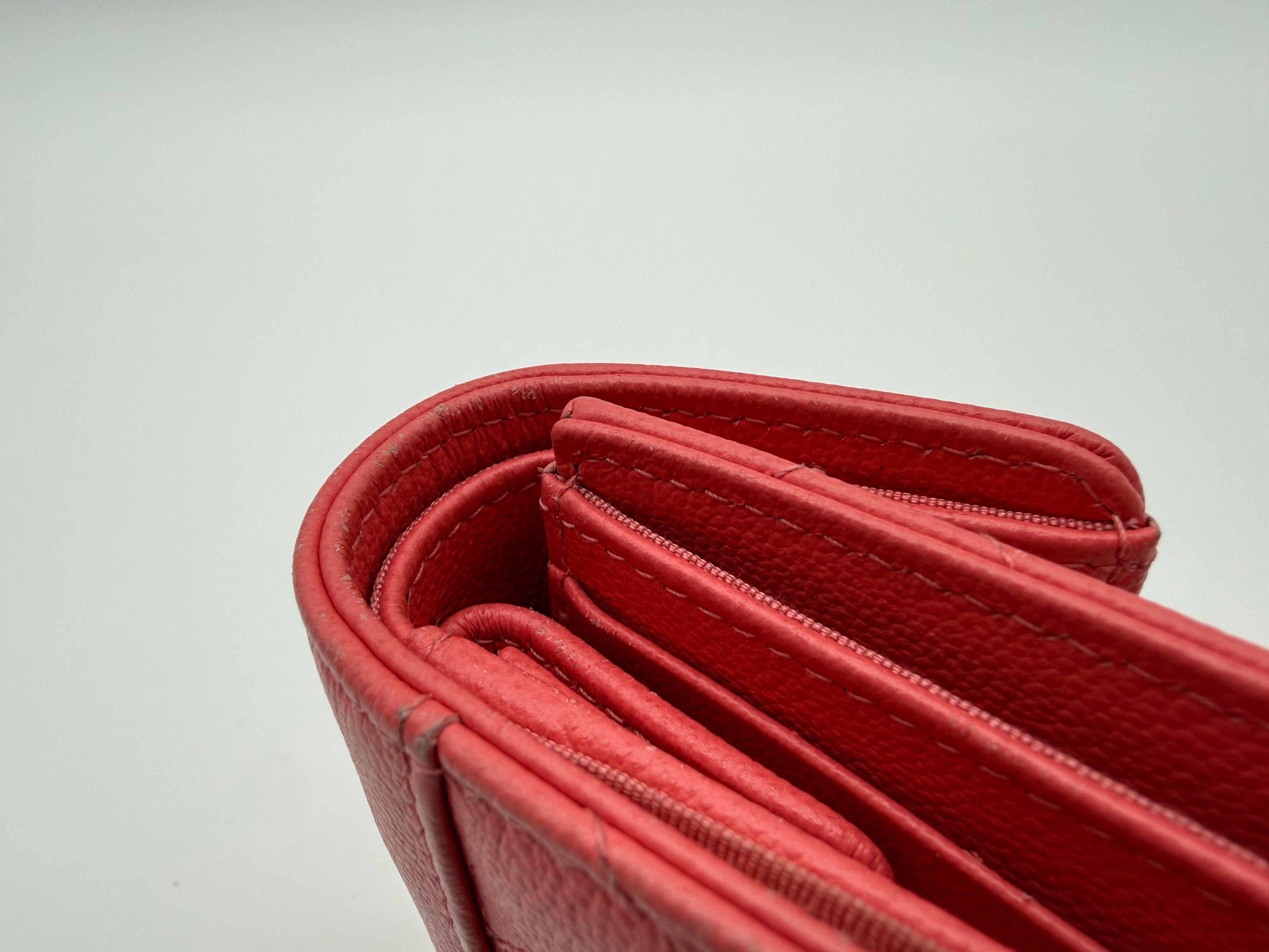 Chanel Matelassé Compact Wallet – Pink Caviar Skin (SKU: 143012M)