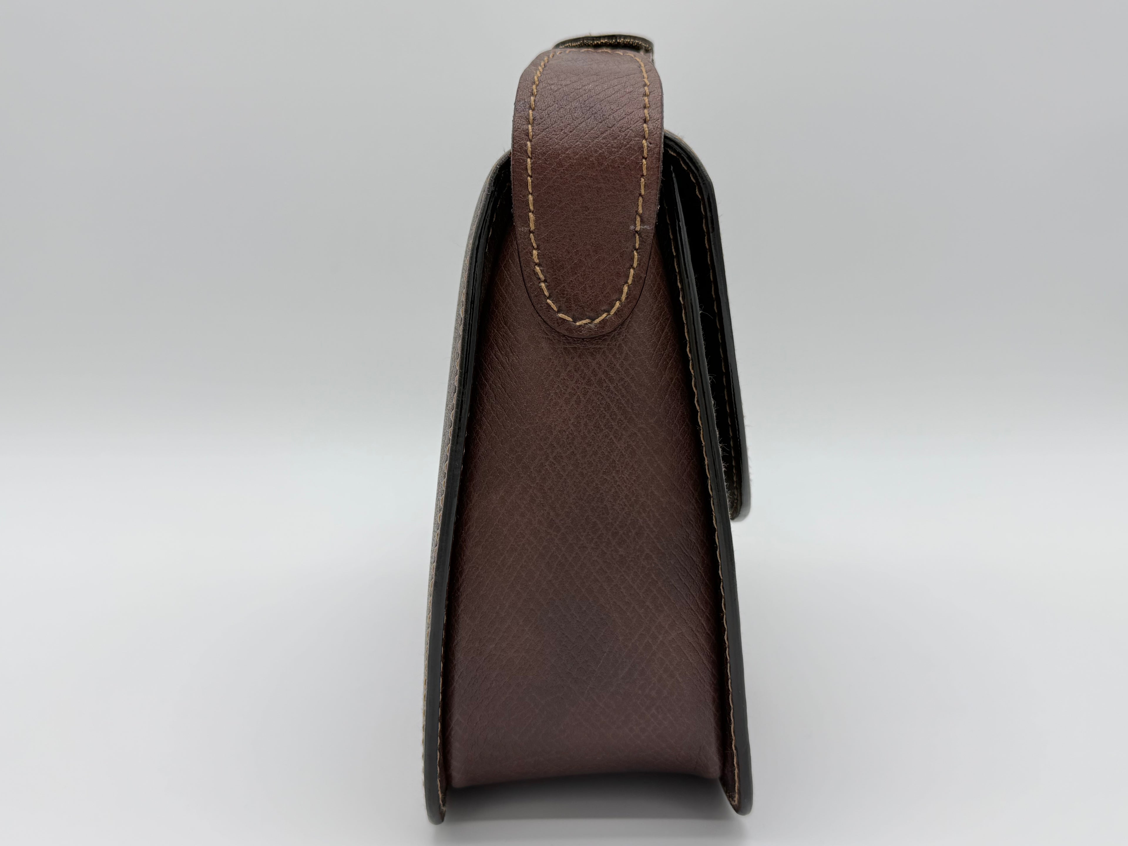 Fendi Leather Shoulder Bag – Brown & Gold (SKU: 148864V)