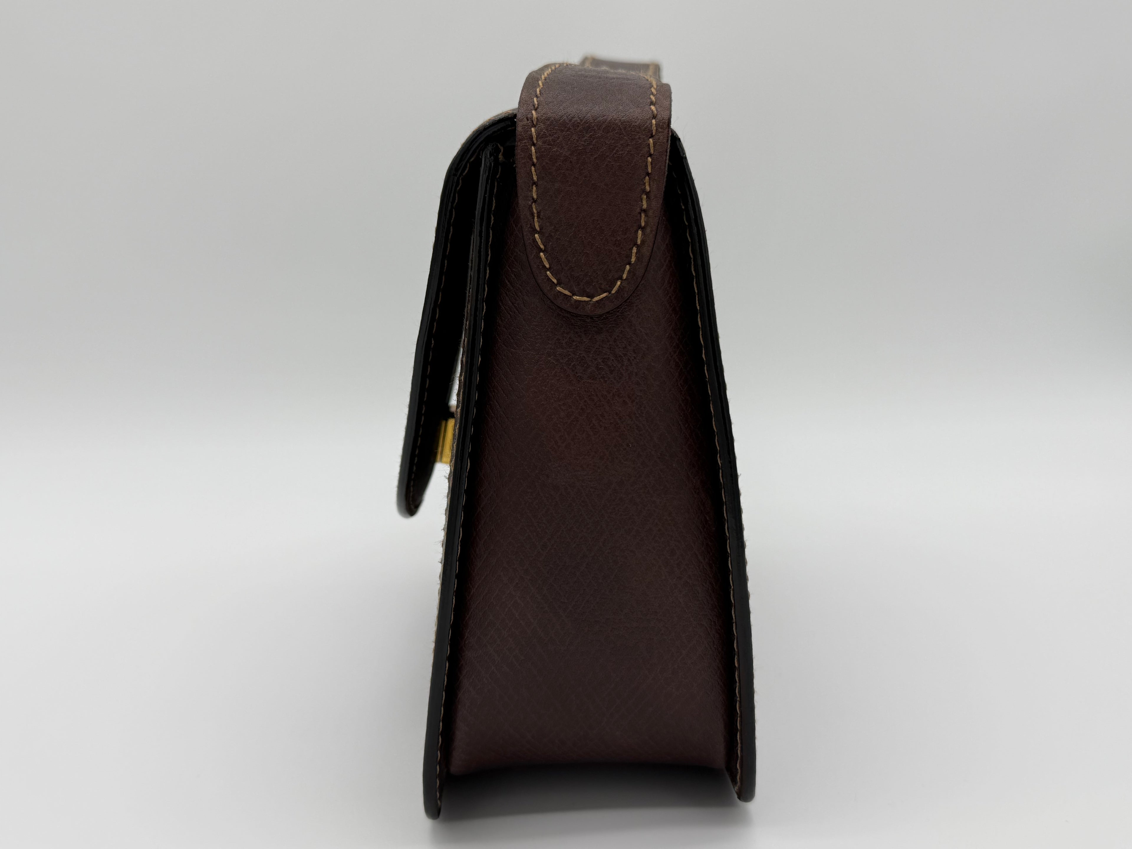 Fendi Leather Shoulder Bag – Brown & Gold (SKU: 148864V)