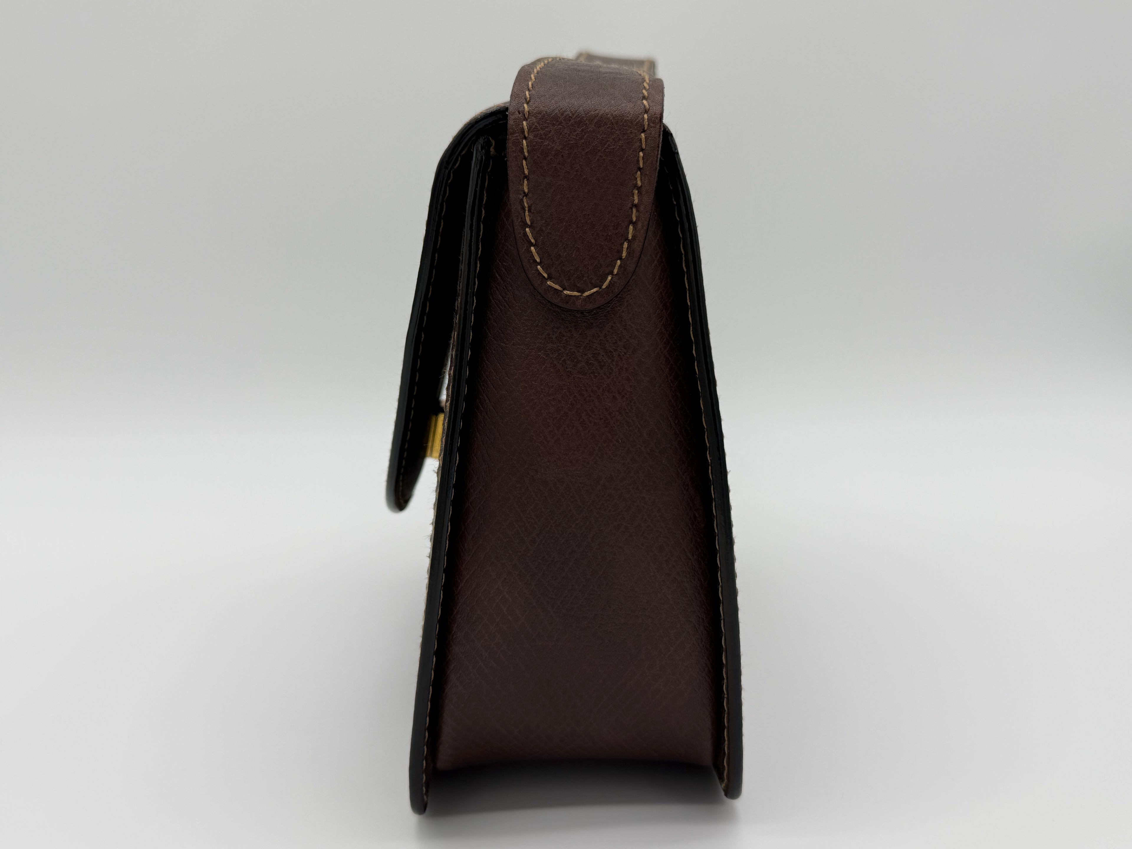 Fendi Leather Shoulder Bag – Brown & Gold (SKU: 148864V)