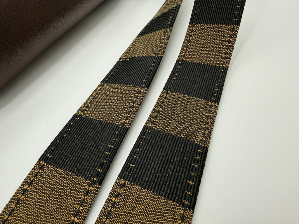 Fendi Leather Shoulder Bag – Brown & Gold (SKU: 148864V)