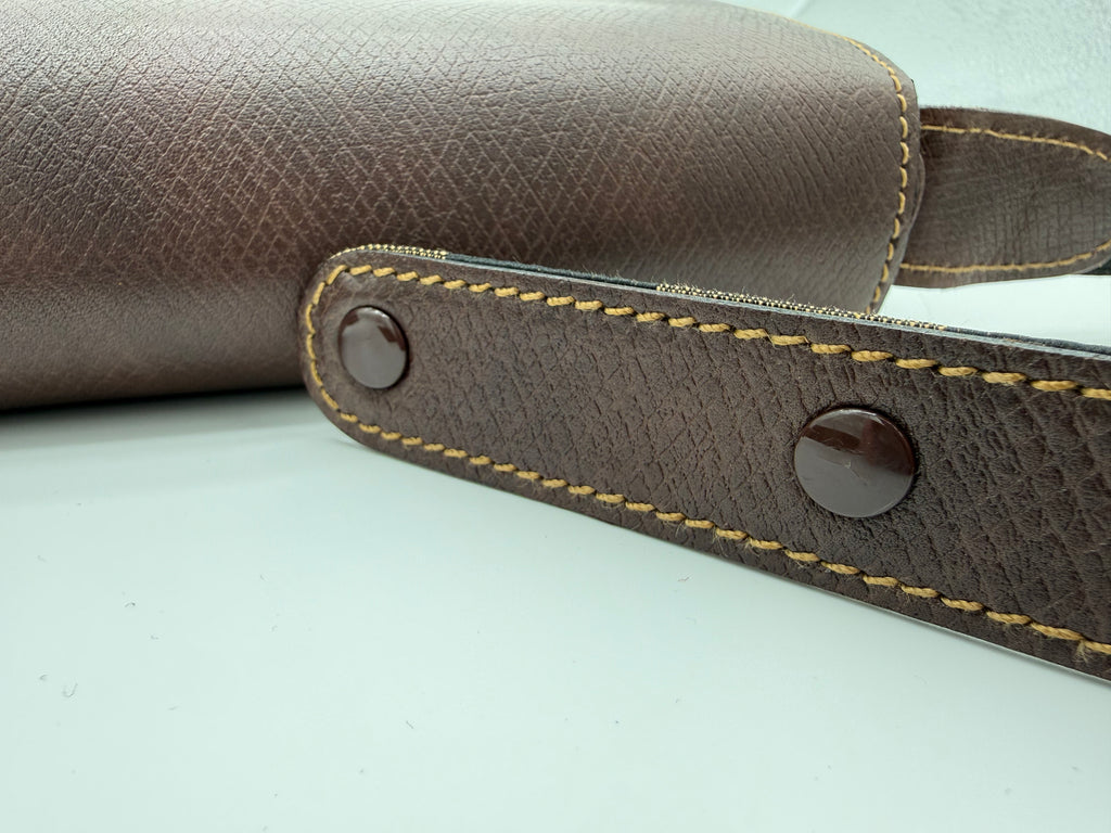 Fendi Leather Shoulder Bag – Brown & Gold (SKU: 148864V)