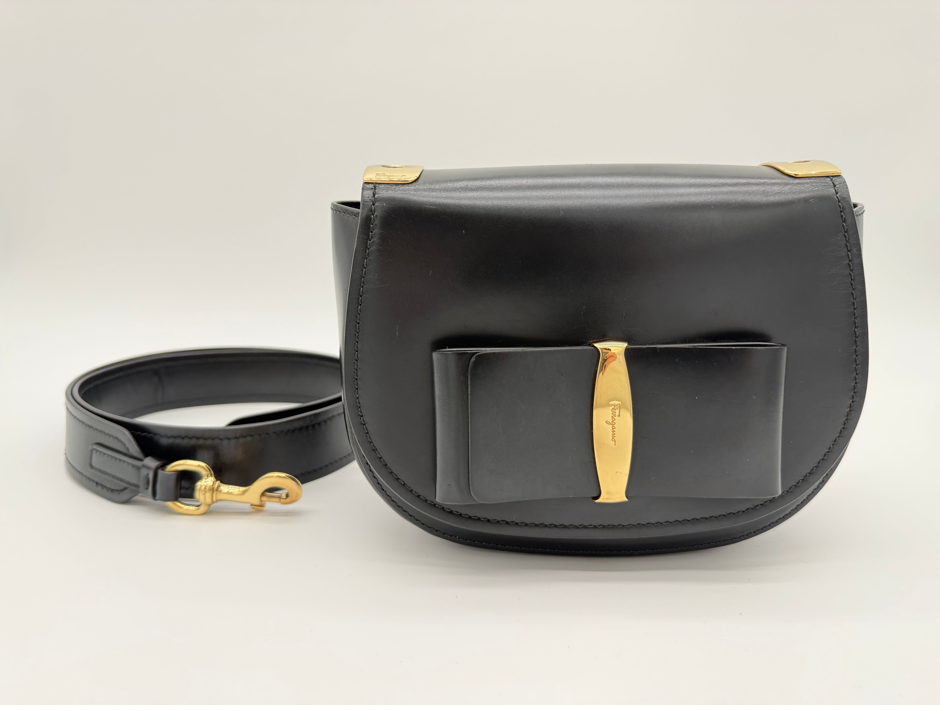 Salvatore Ferragamo Vara Shoulder Bag – Black Leather with Gold Hardware (SKU: gh921)
