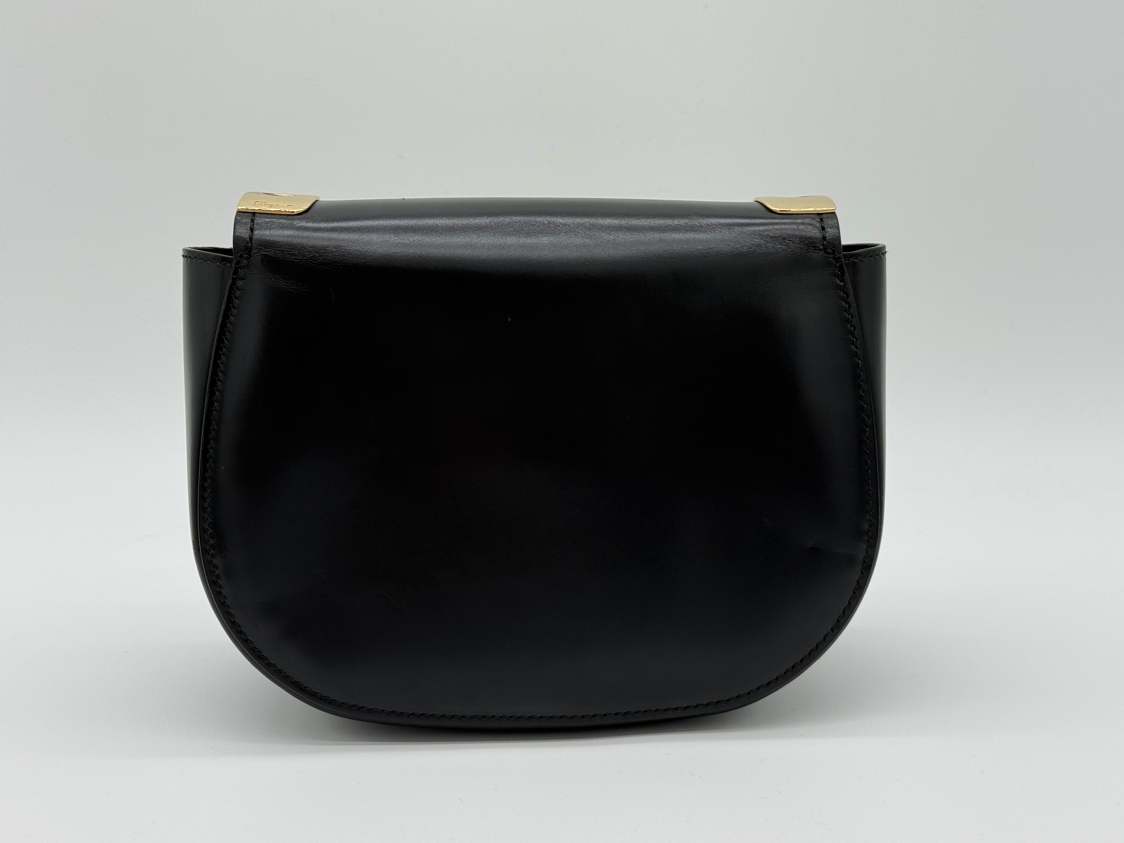 Salvatore Ferragamo Vara Shoulder Bag – Black Leather with Gold Hardware (SKU: gh921)