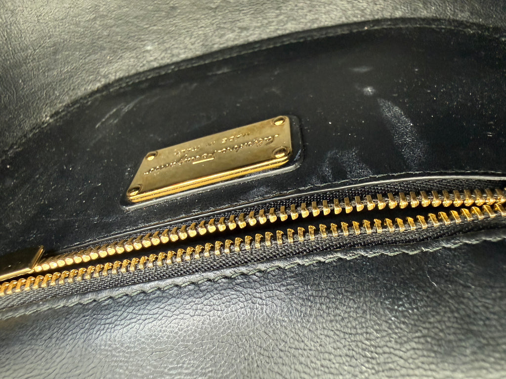 Salvatore Ferragamo Vara Shoulder Bag – Black Leather with Gold Hardware (SKU: gh921)