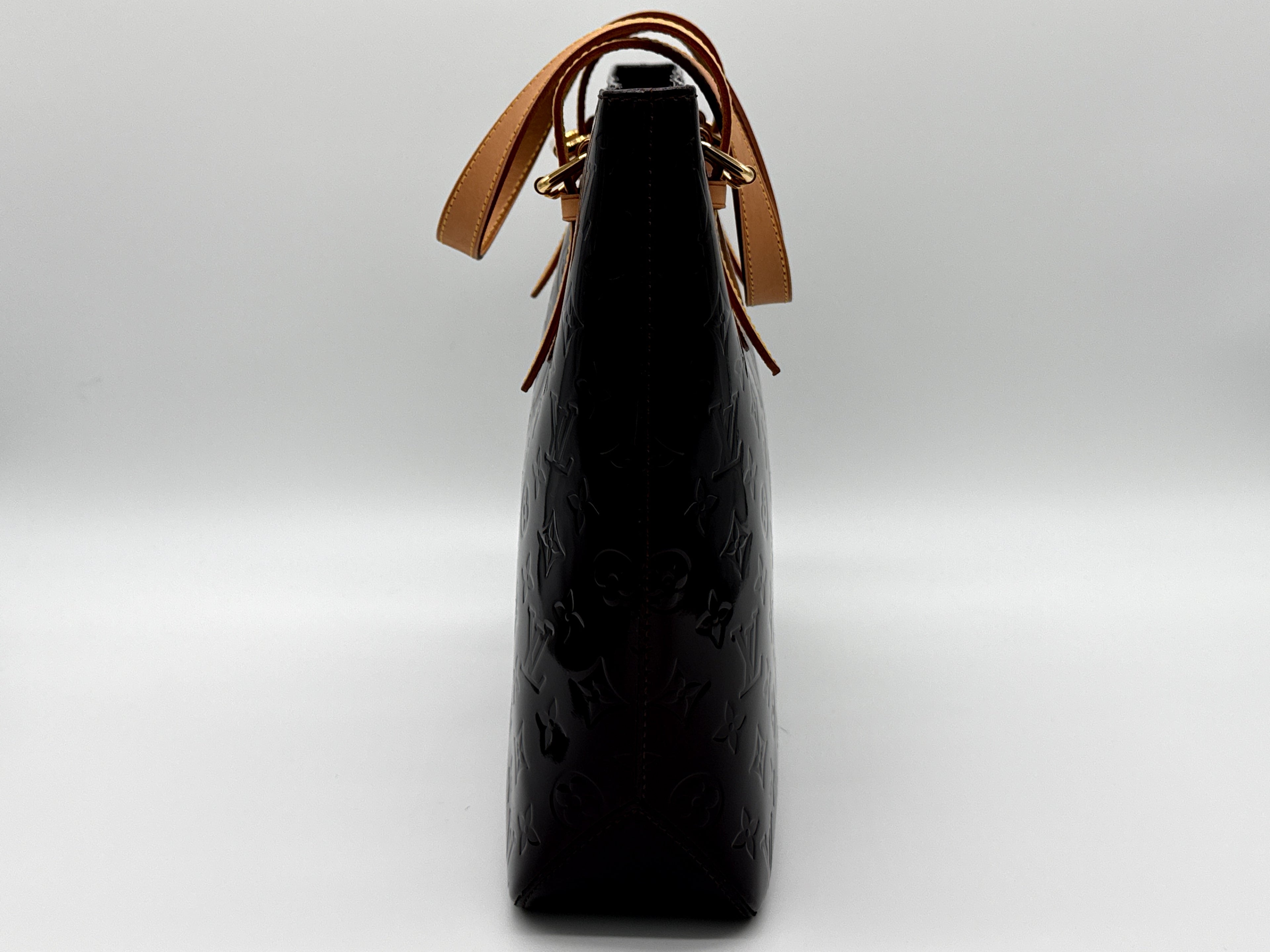 Louis Vuitton Monogram Vernis Brentwood Tote – Amarante Patent Leather (SKU: 149227V)