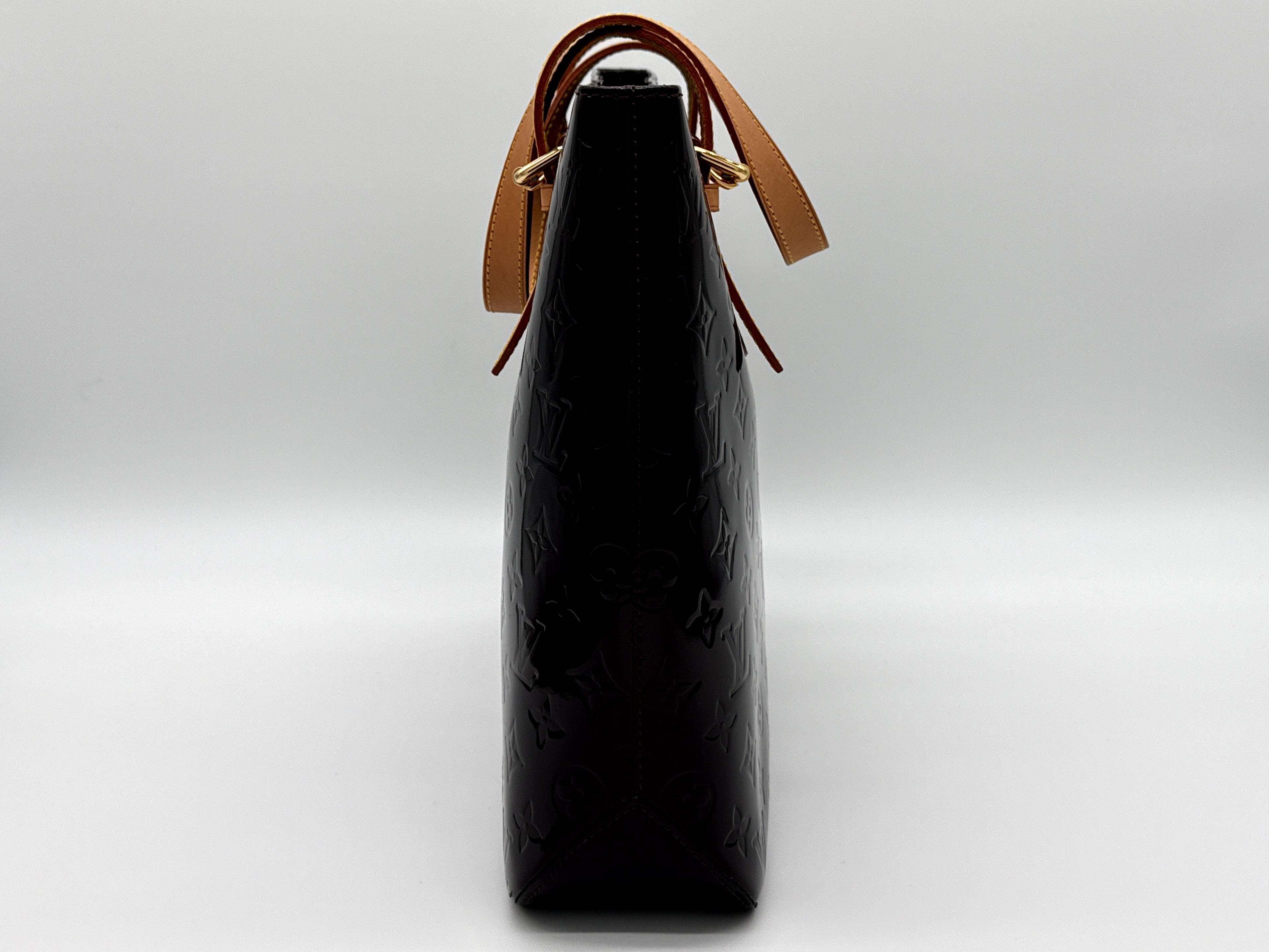 Louis Vuitton Monogram Vernis Brentwood Tote – Amarante Patent Leather (SKU: 149227V)