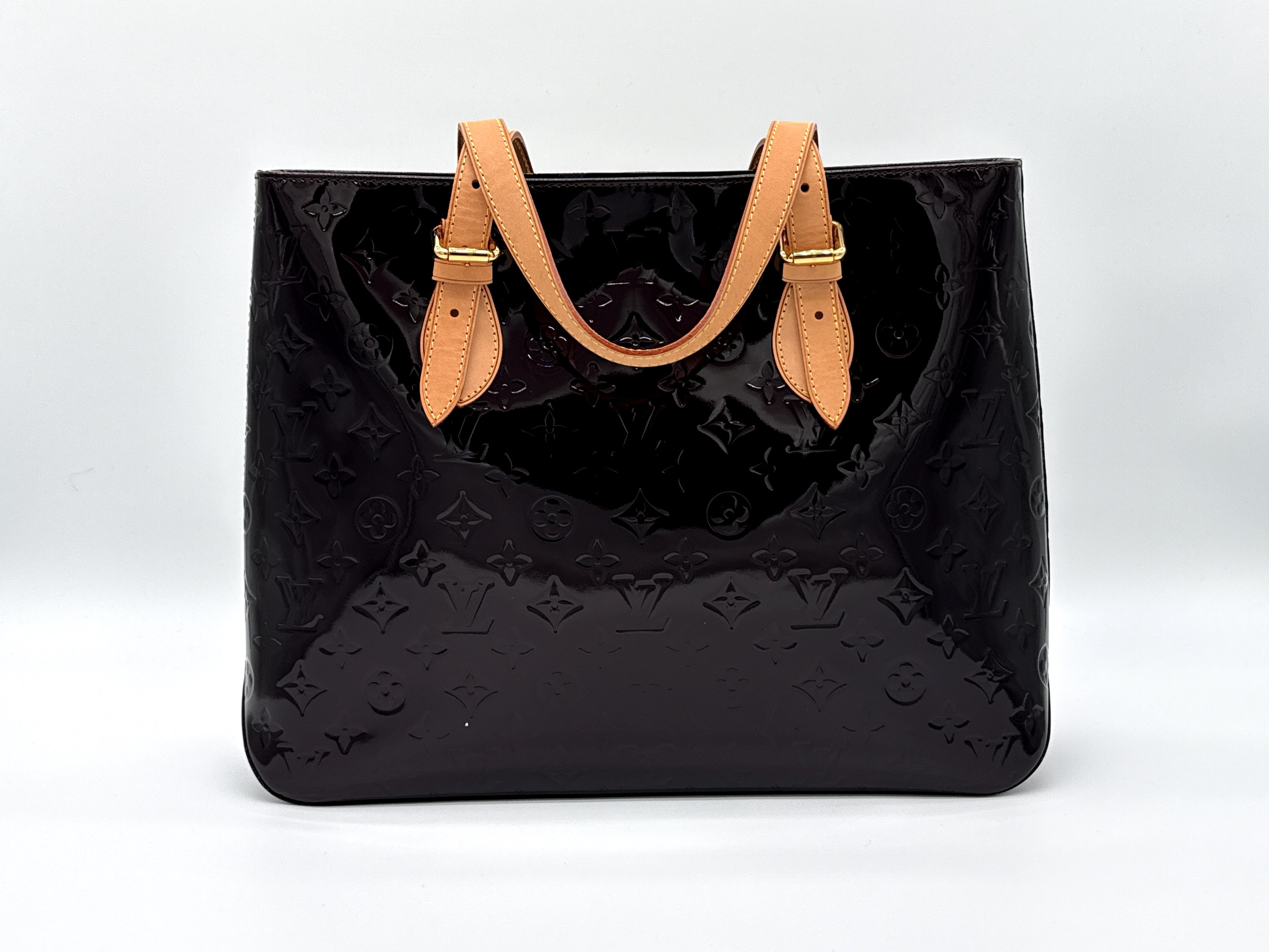 Louis Vuitton Monogram Vernis Brentwood Tote – Amarante Patent Leather (SKU: 149227V)