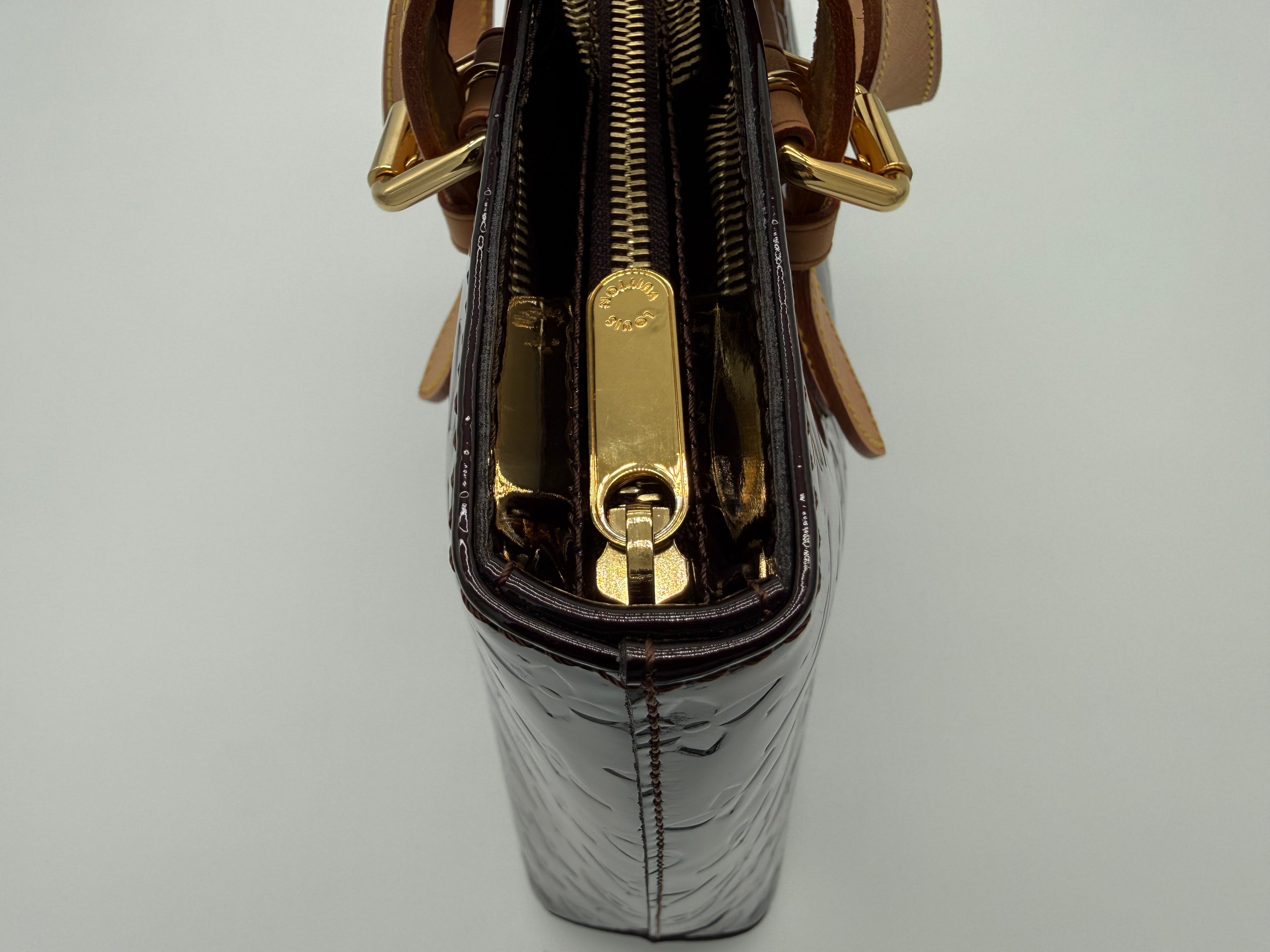 Louis Vuitton Monogram Vernis Brentwood Tote – Amarante Patent Leather (SKU: 149227V)