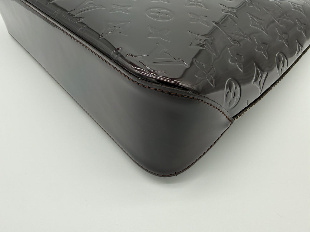 Louis Vuitton Monogram Vernis Brentwood Tote – Amarante Patent Leather (SKU: 149227V)