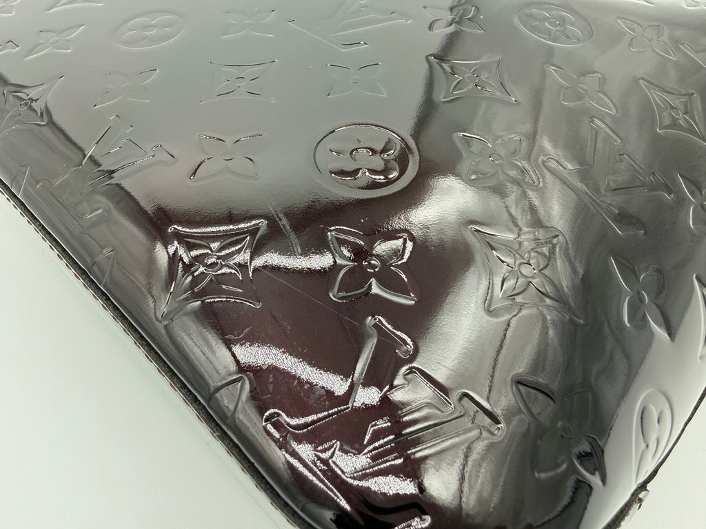 Louis Vuitton Monogram Vernis Brentwood Tote – Amarante Patent Leather (SKU: 149227V)