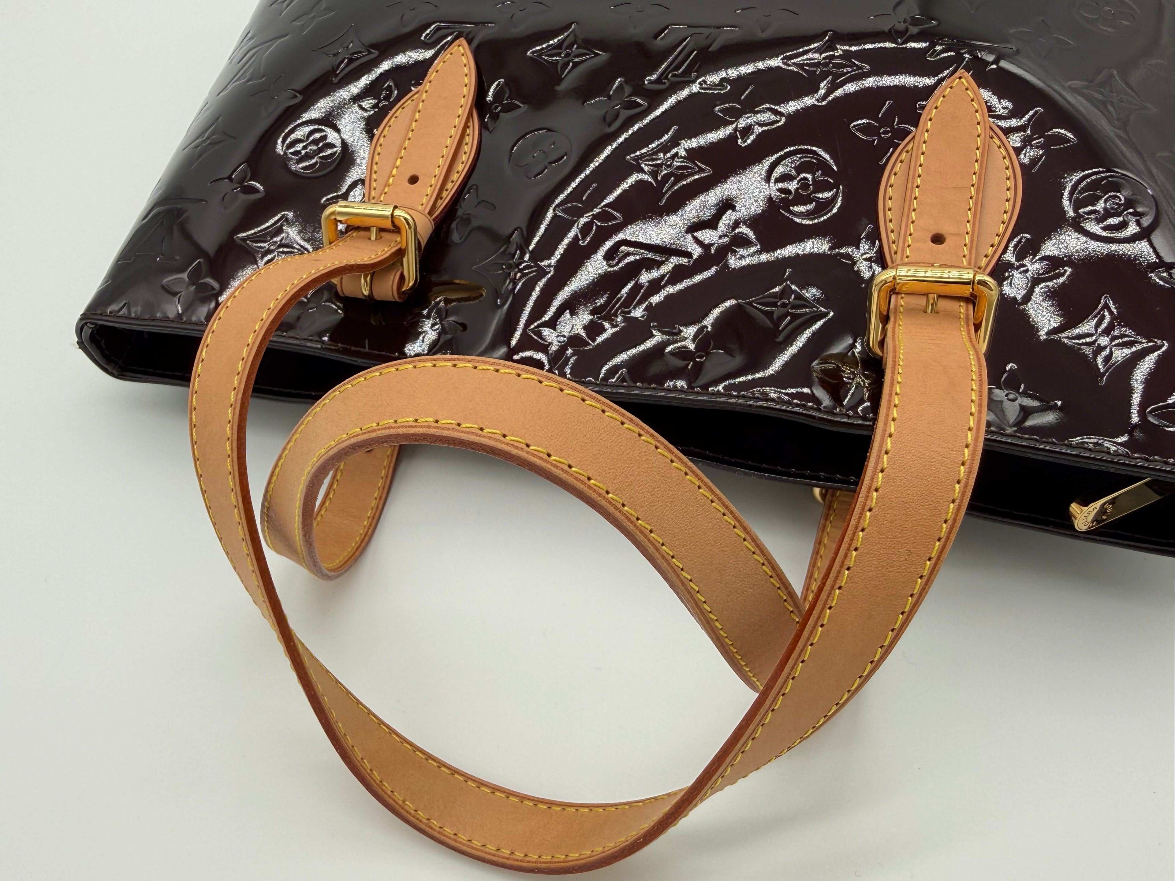 Louis Vuitton Monogram Vernis Brentwood Tote – Amarante Patent Leather (SKU: 149227V)