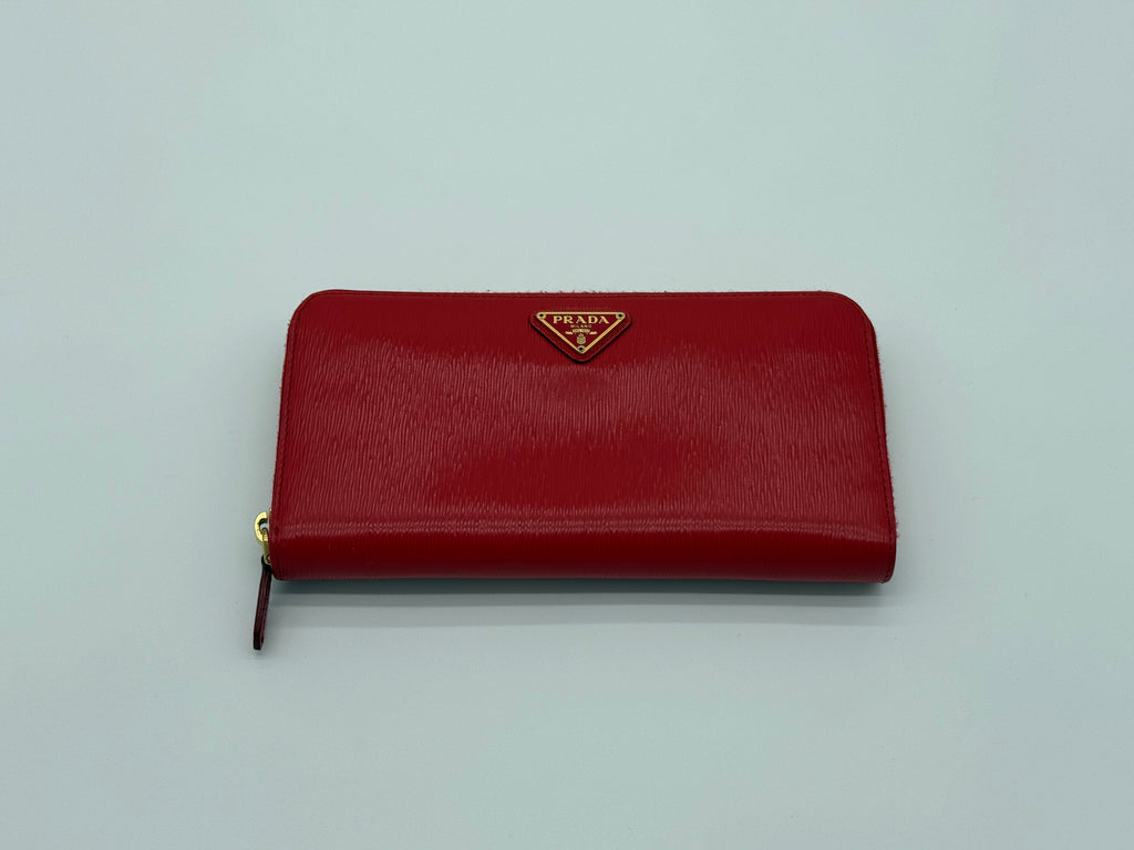 Prada Long Wallet – Red Leather with Gold Hardware (SKU: am9179V)