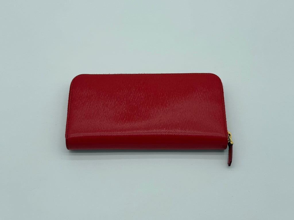 Prada Long Wallet – Red Leather with Gold Hardware (SKU: am9179V)