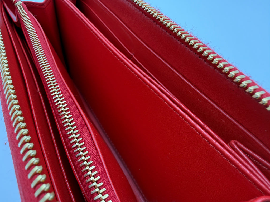 Prada Long Wallet – Red Leather with Gold Hardware (SKU: am9179V)