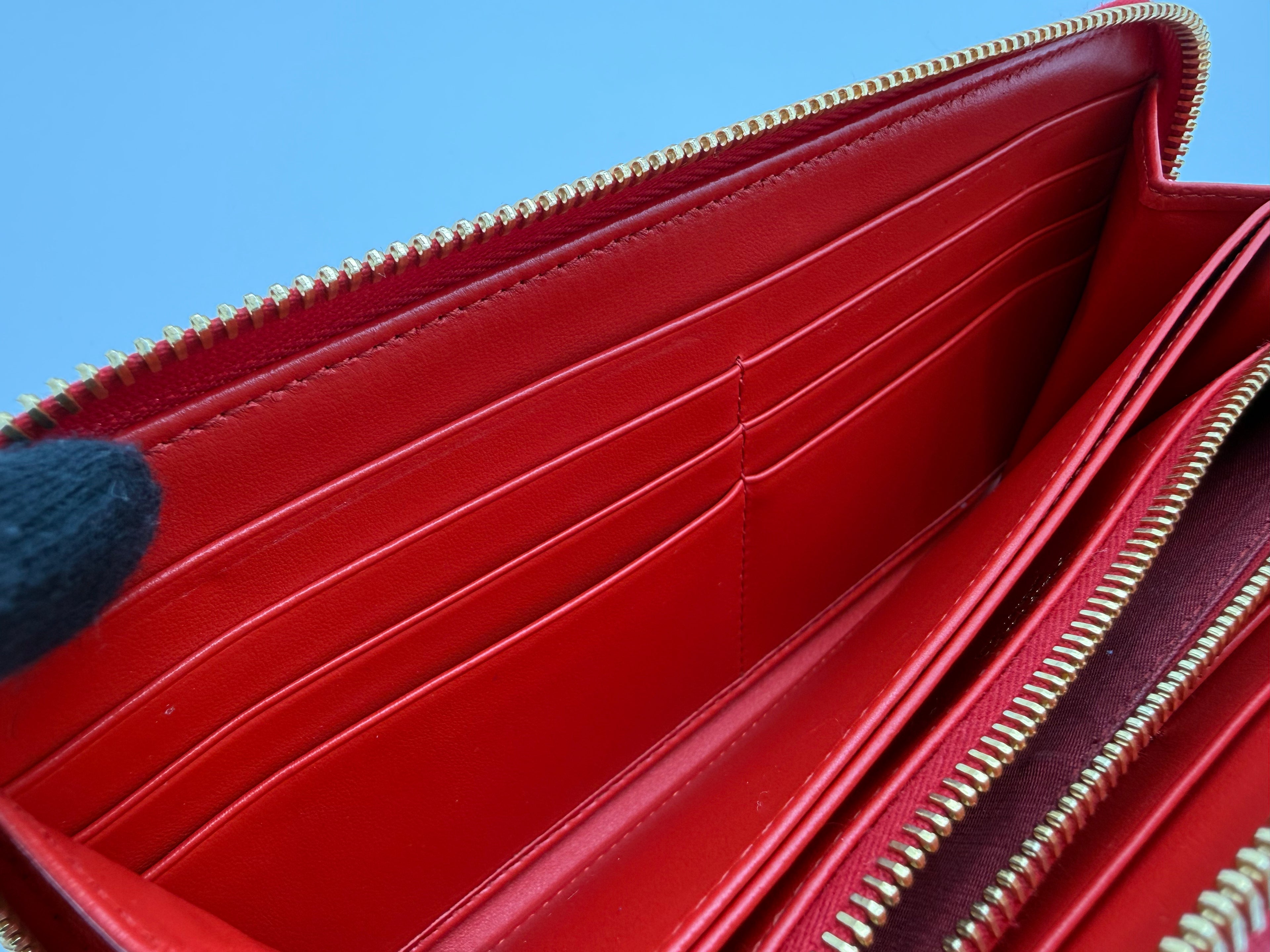 Prada Long Wallet – Red Leather with Gold Hardware (SKU: am9179V)