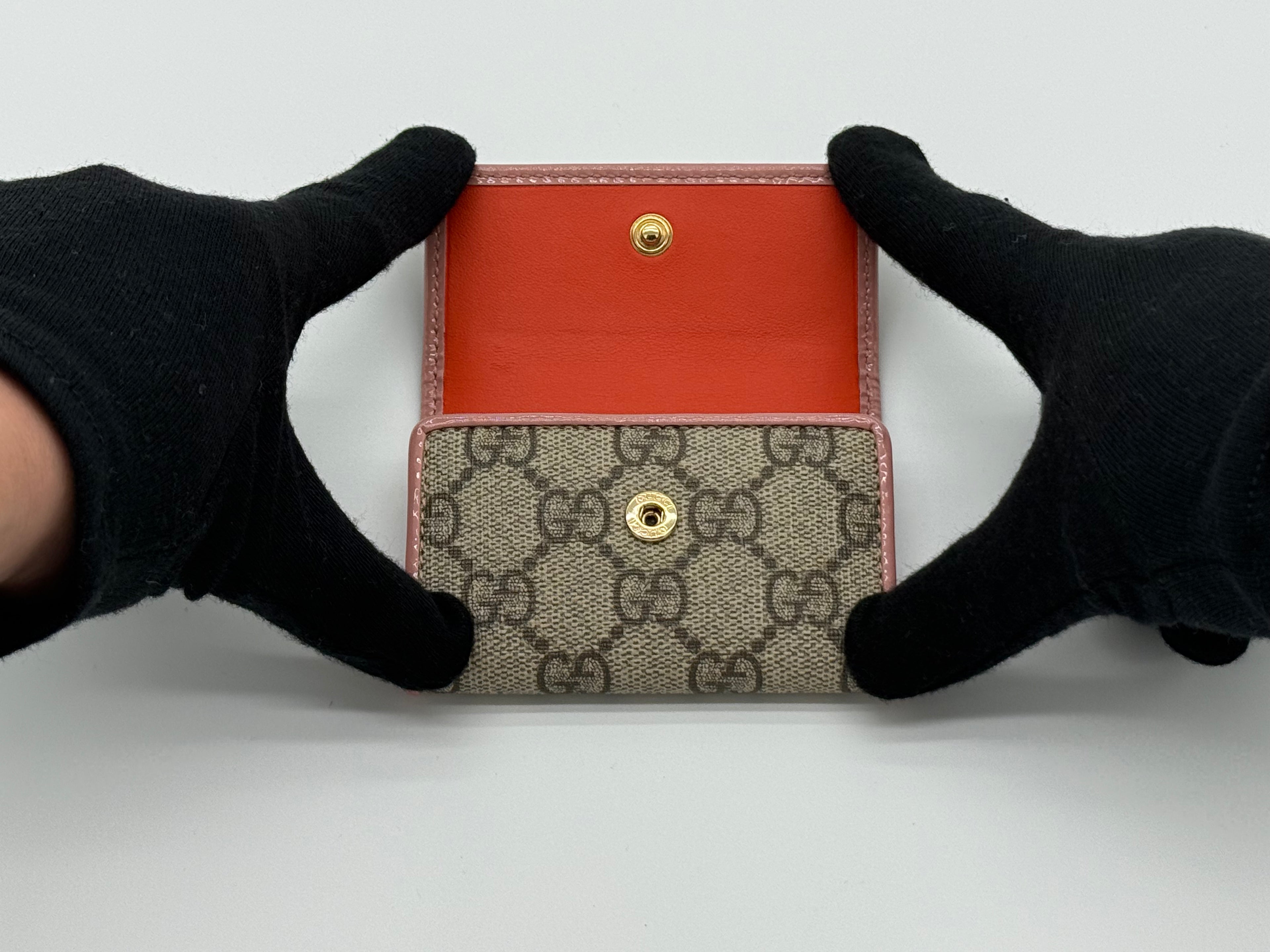 Gucci GG Supreme Key Case – Beige Canvas (SKU: sw1580)