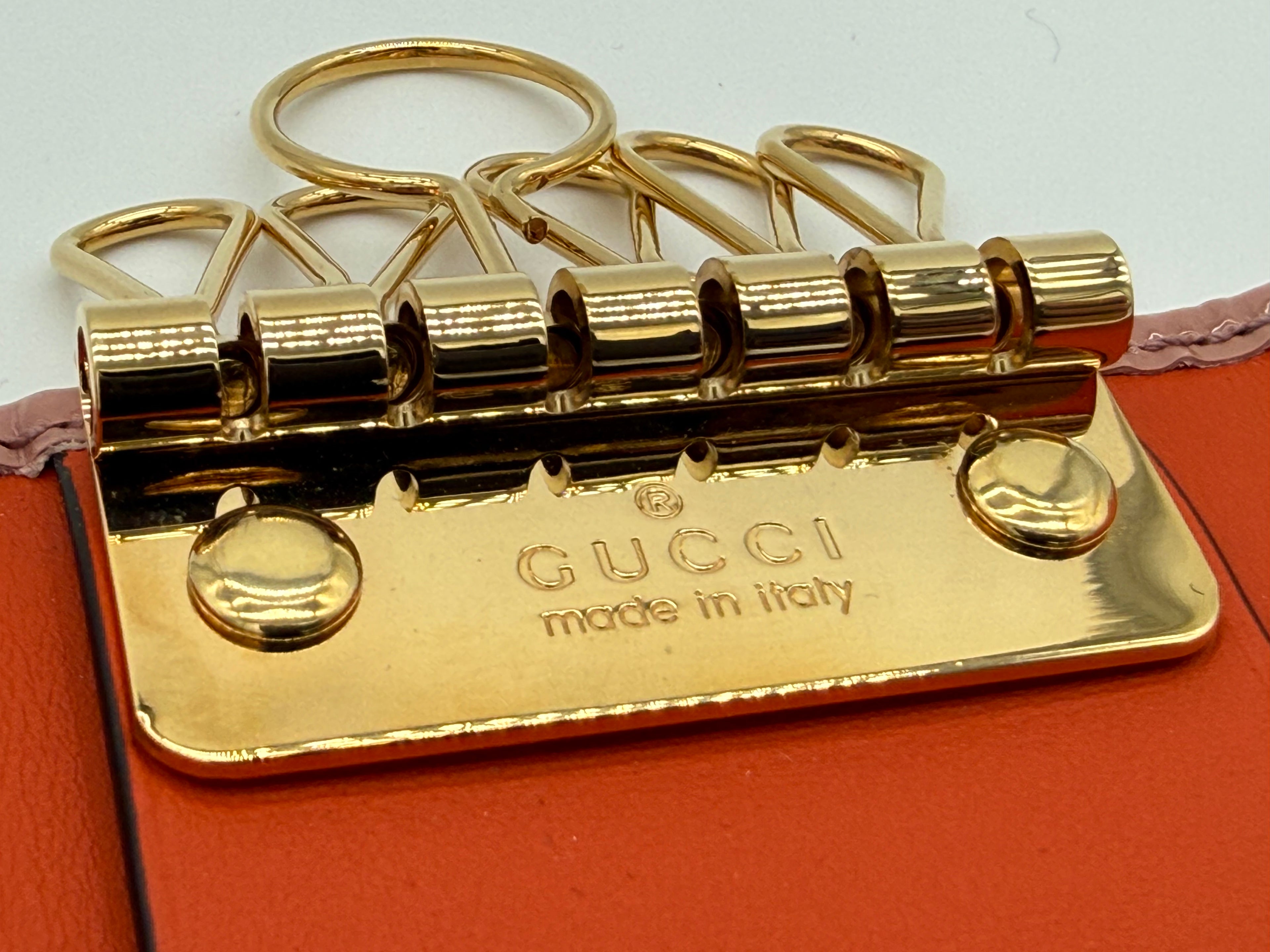 Gucci GG Supreme Key Case – Beige Canvas (SKU: sw1580)