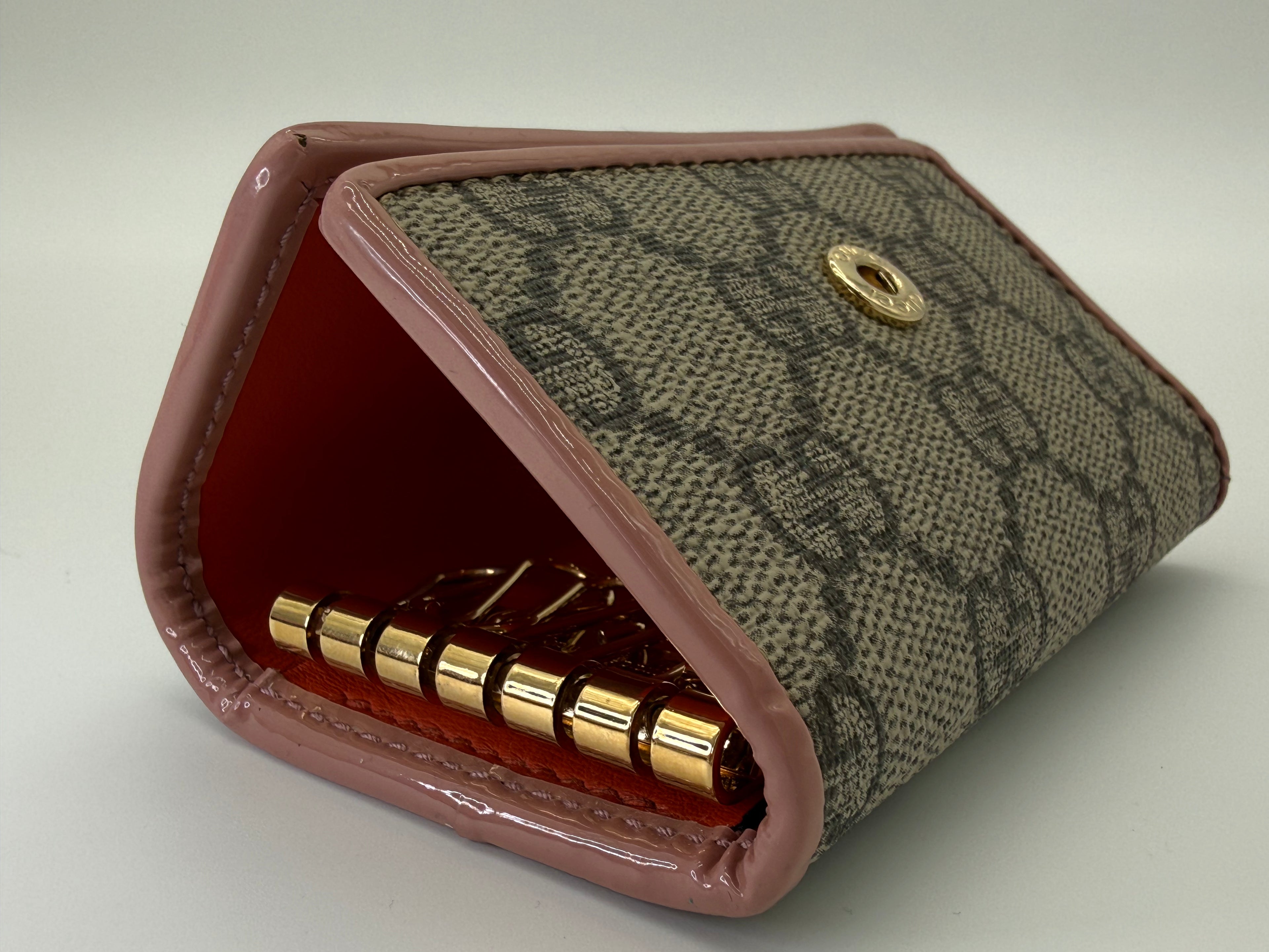 Gucci GG Supreme Key Case – Beige Canvas (SKU: sw1580)