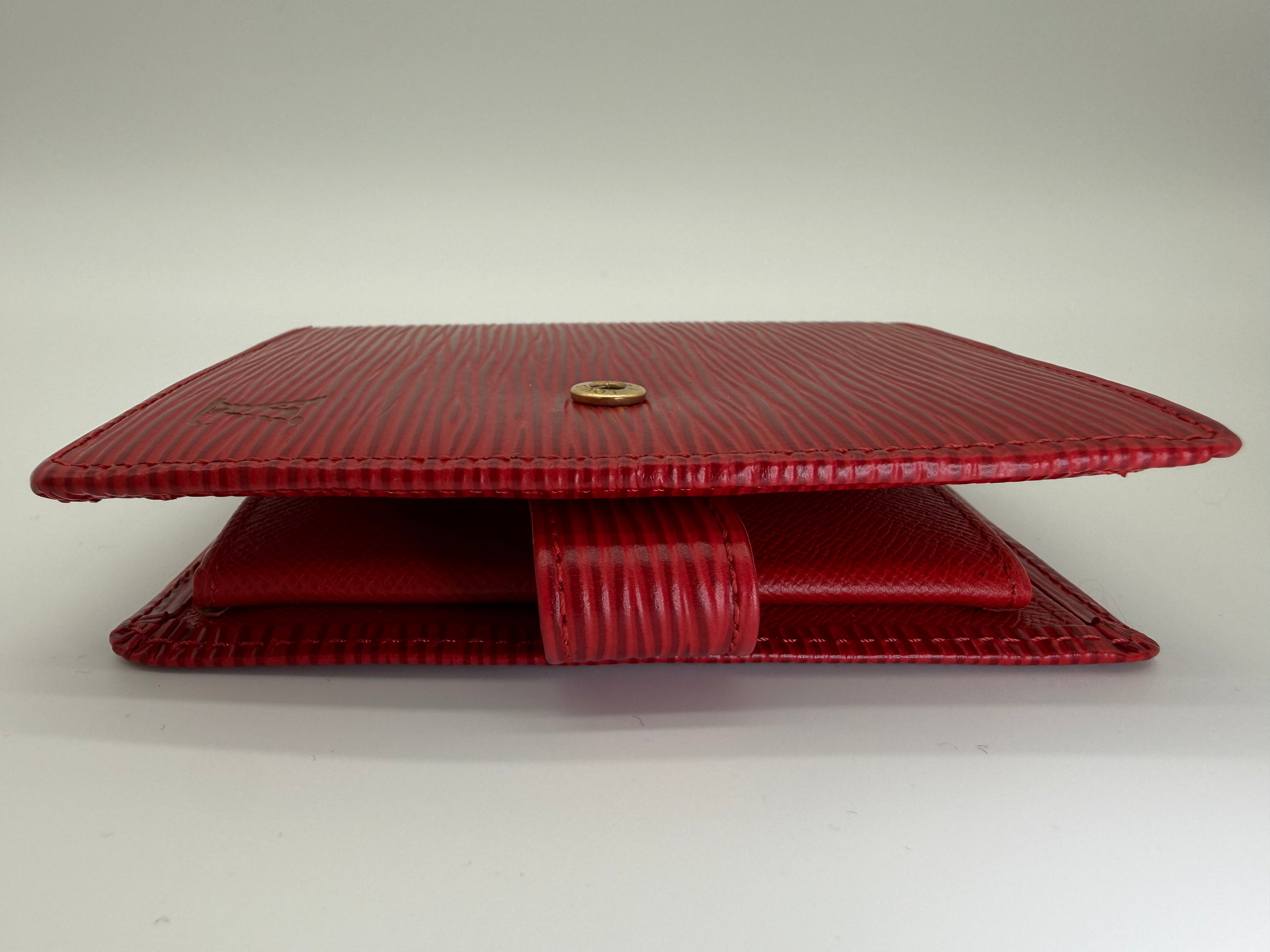Louis Vuitton Epi Porte Billets Compact Wallet – Red (SKU: am9282)