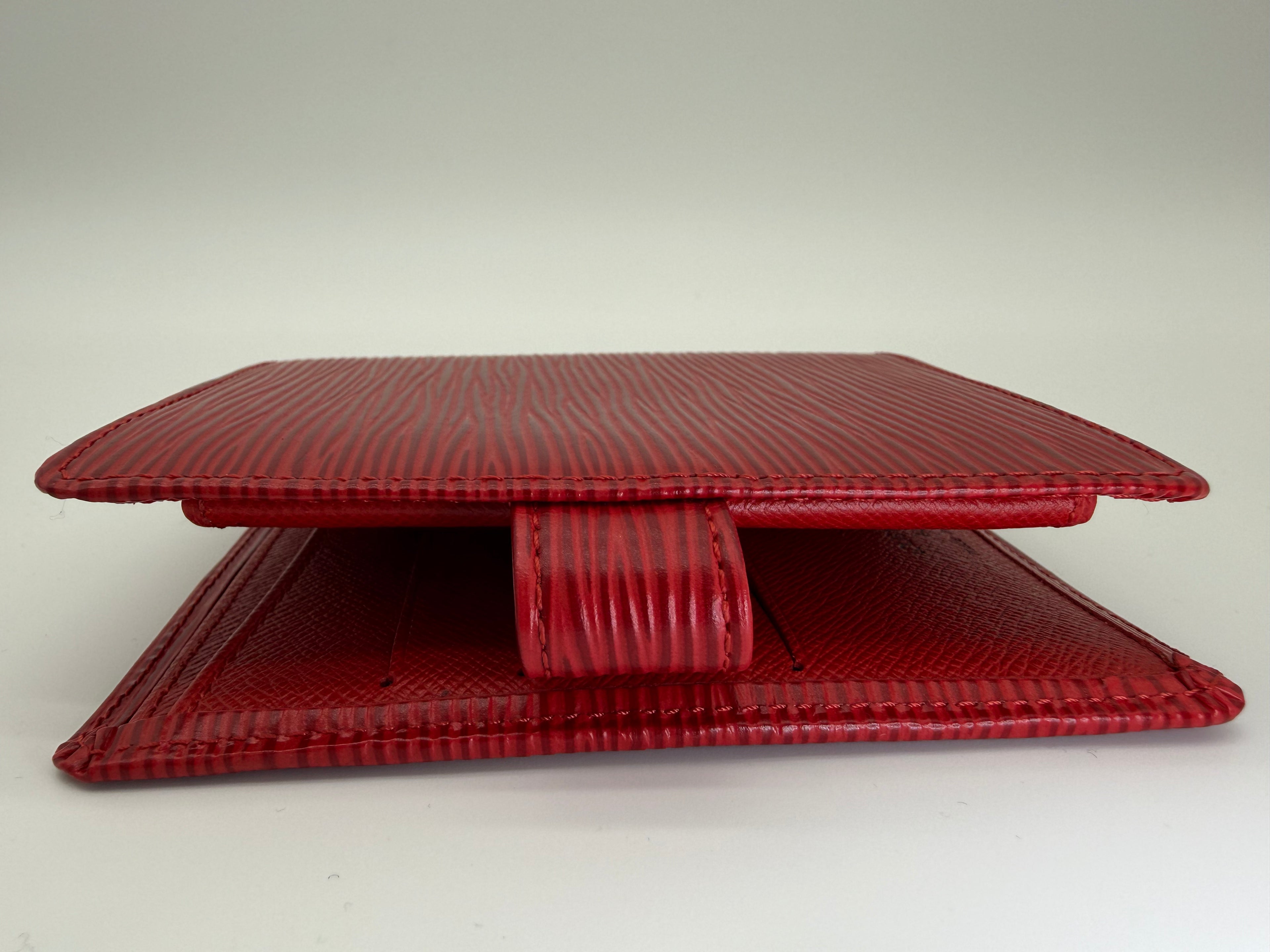 Louis Vuitton Epi Porte Billets Compact Wallet – Red (SKU: am9282)