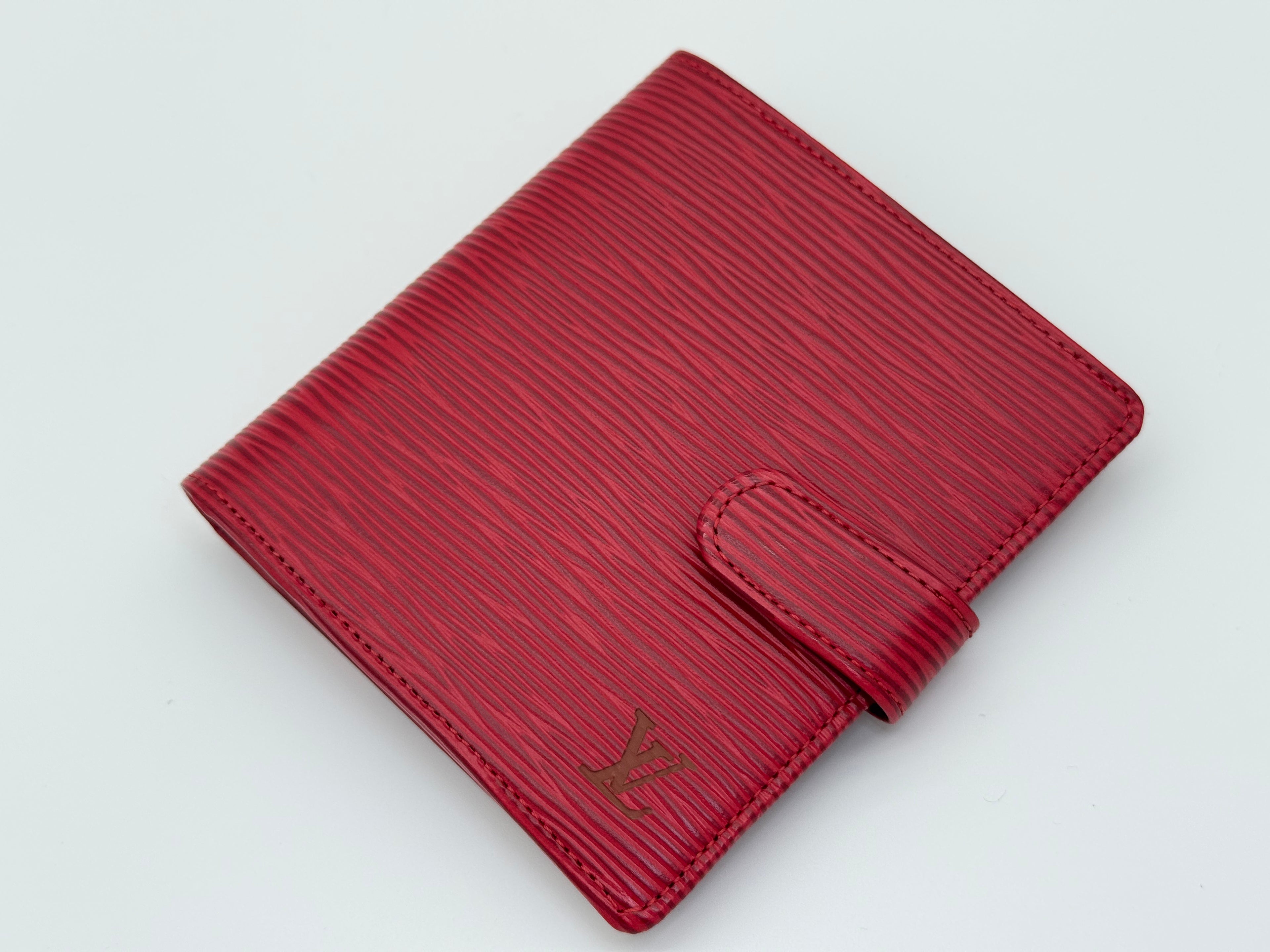 Louis Vuitton Epi Porte Billets Compact Wallet – Red (SKU: am9282)