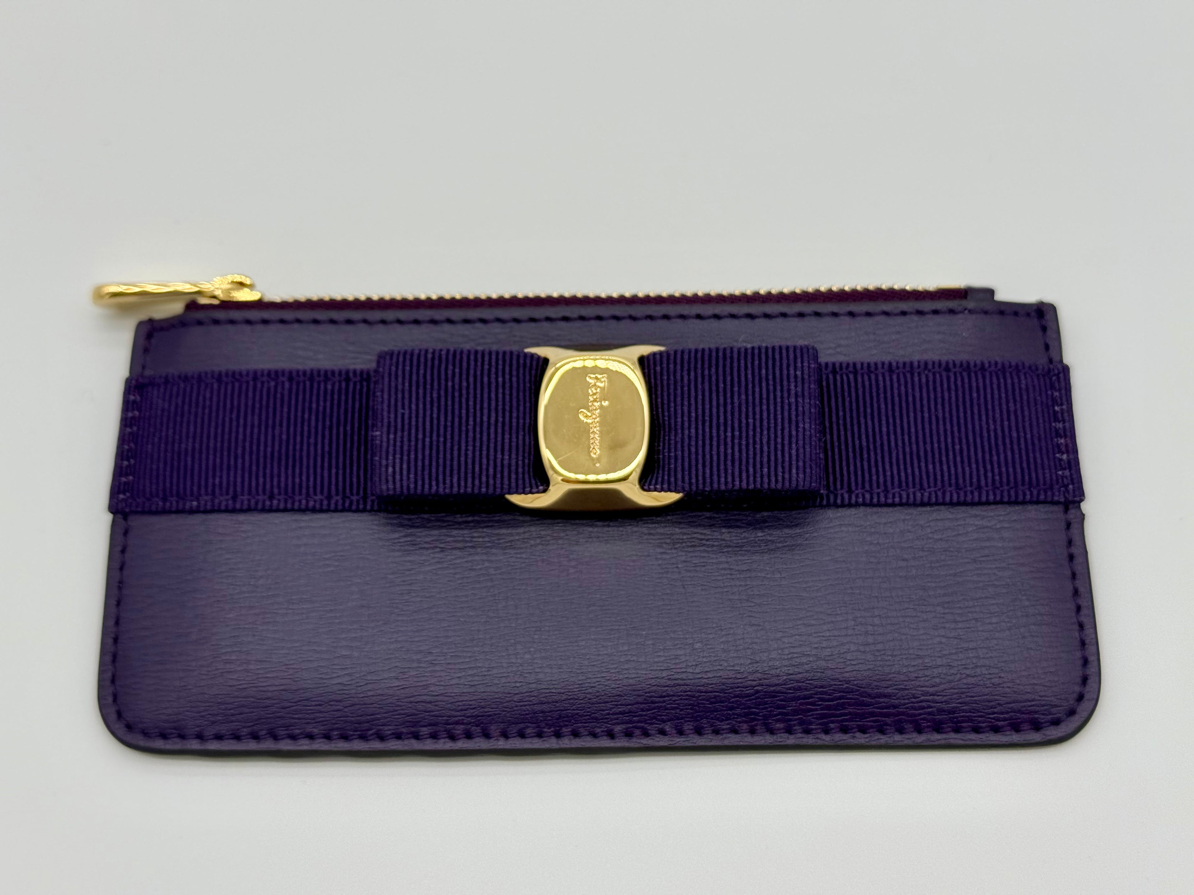 Salvatore Ferragamo Vara Card Case – Purple Leather with Gold Hardware (SKU: am9178)