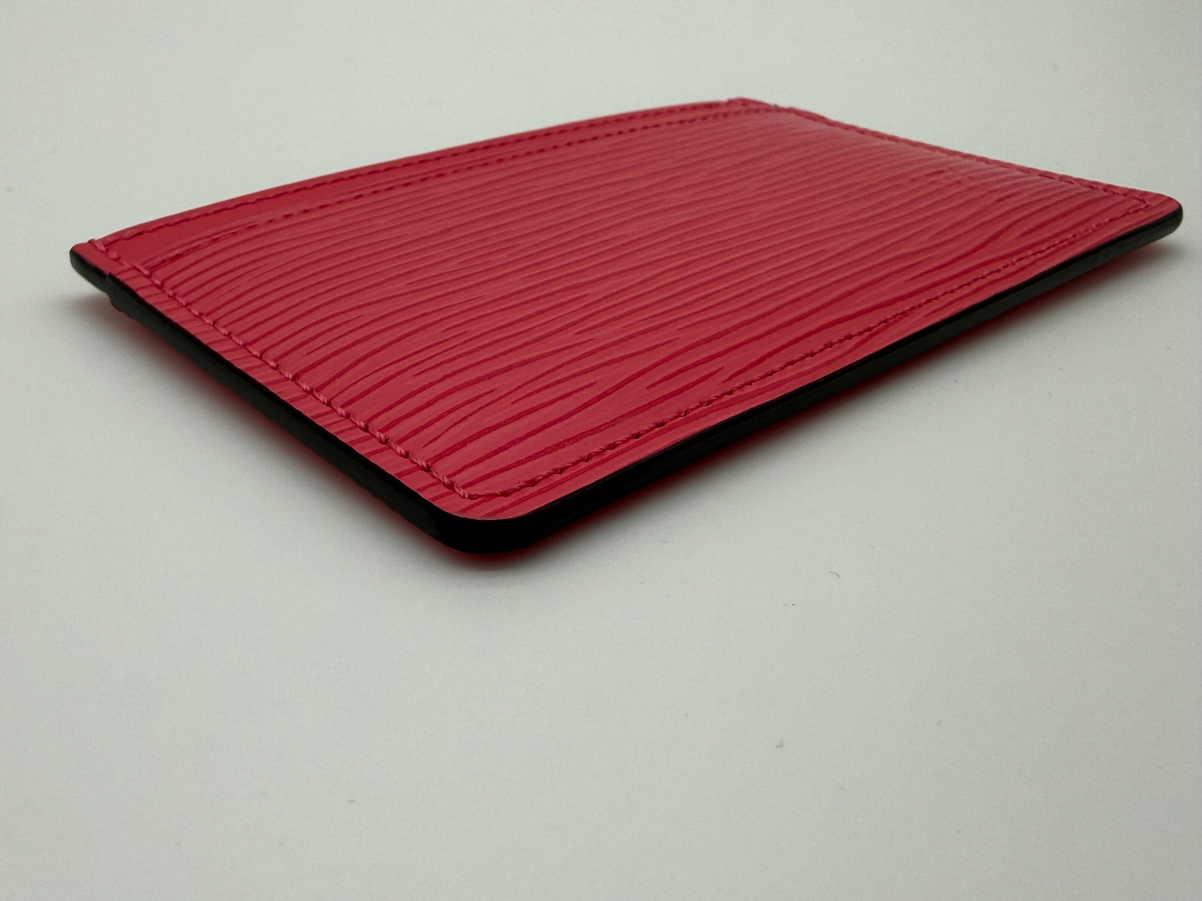 Louis Vuitton Epi Porte Cartes Simple Card Case – Soft Pink Epi Leather (SKU: am9234M)