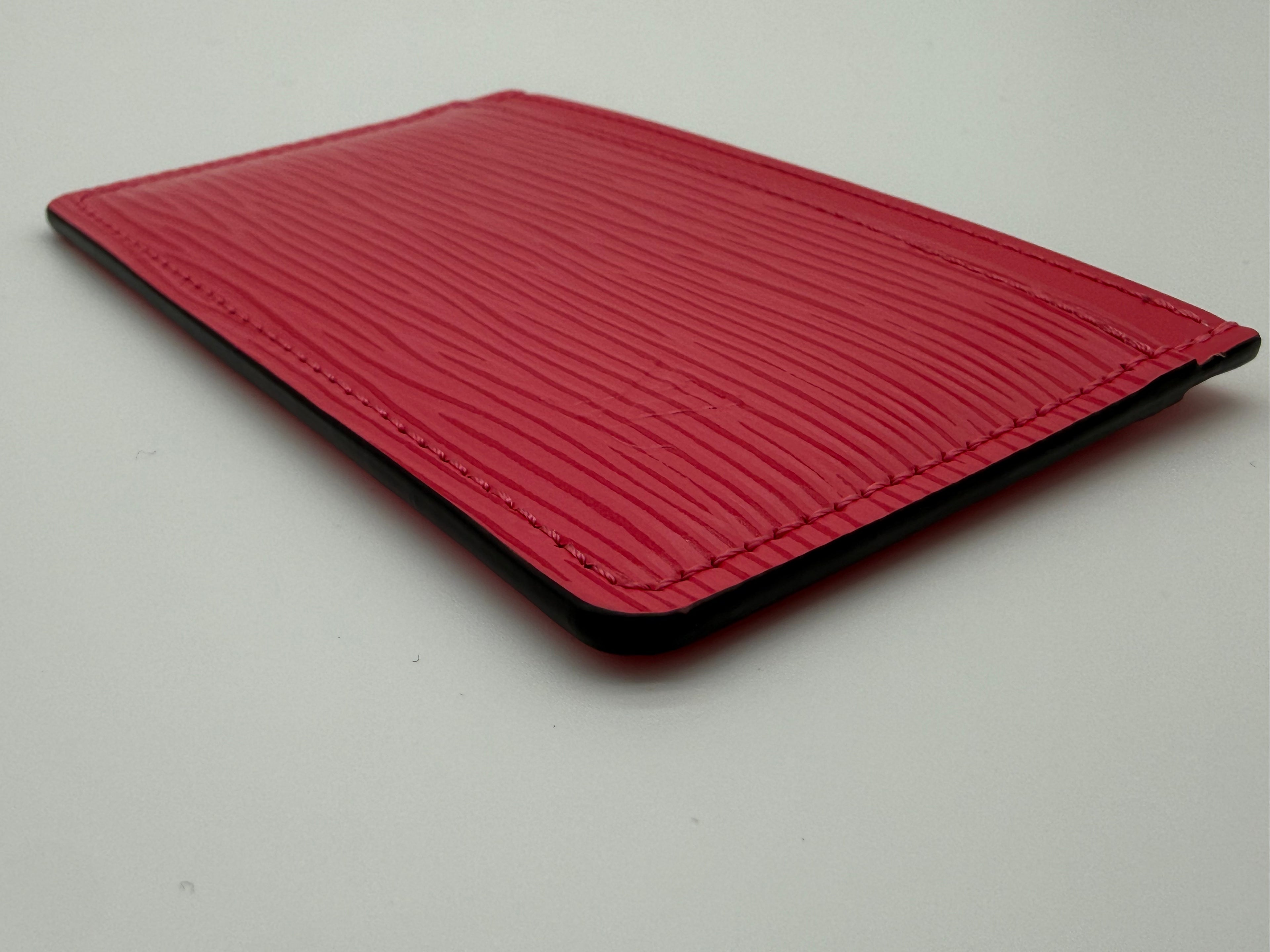 Louis Vuitton Epi Porte Cartes Simple Card Case – Soft Pink Epi Leather (SKU: am9234M)