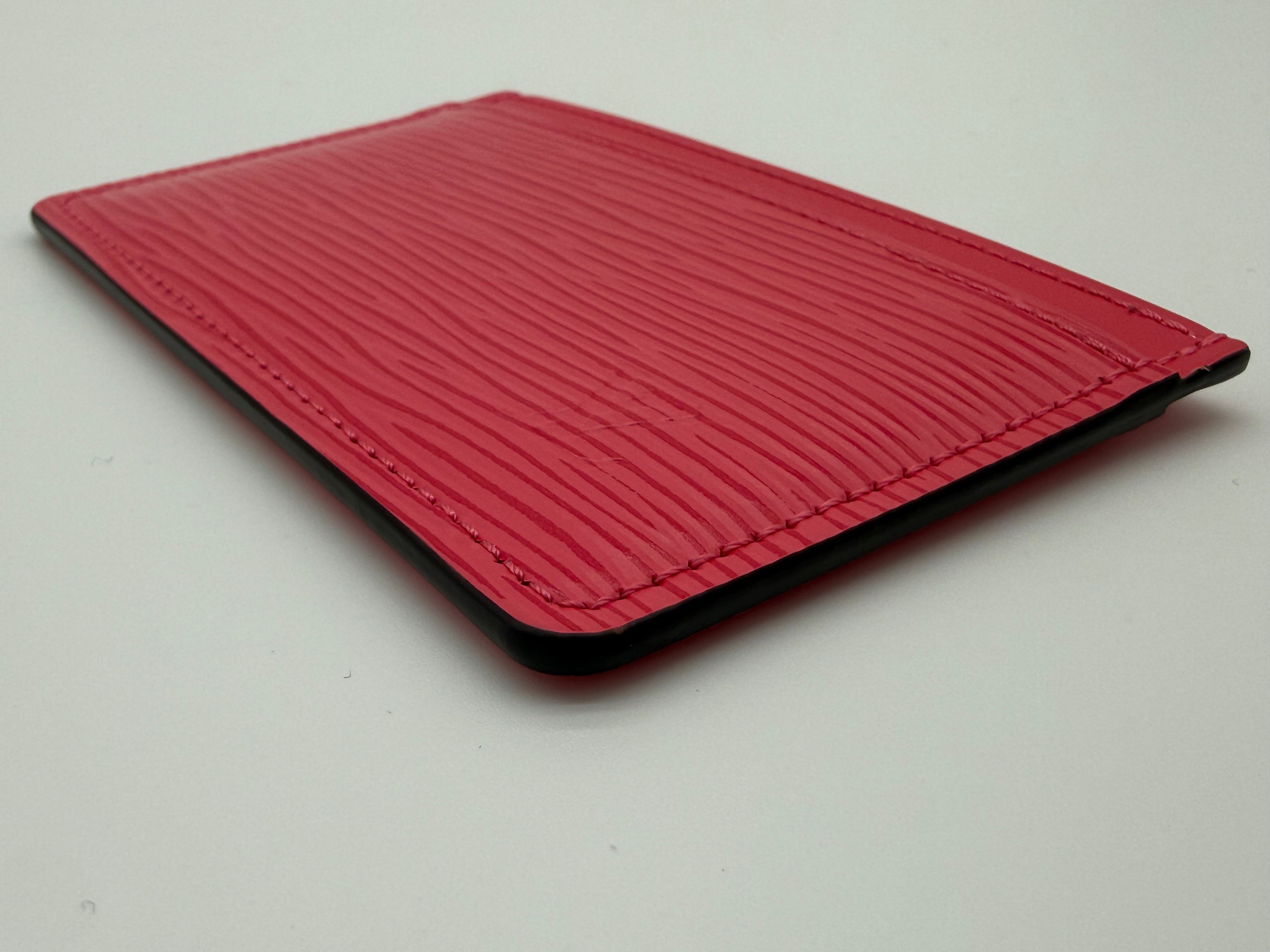 Louis Vuitton Epi Porte Cartes Simple Card Case – Soft Pink Epi Leather (SKU: am9234M)