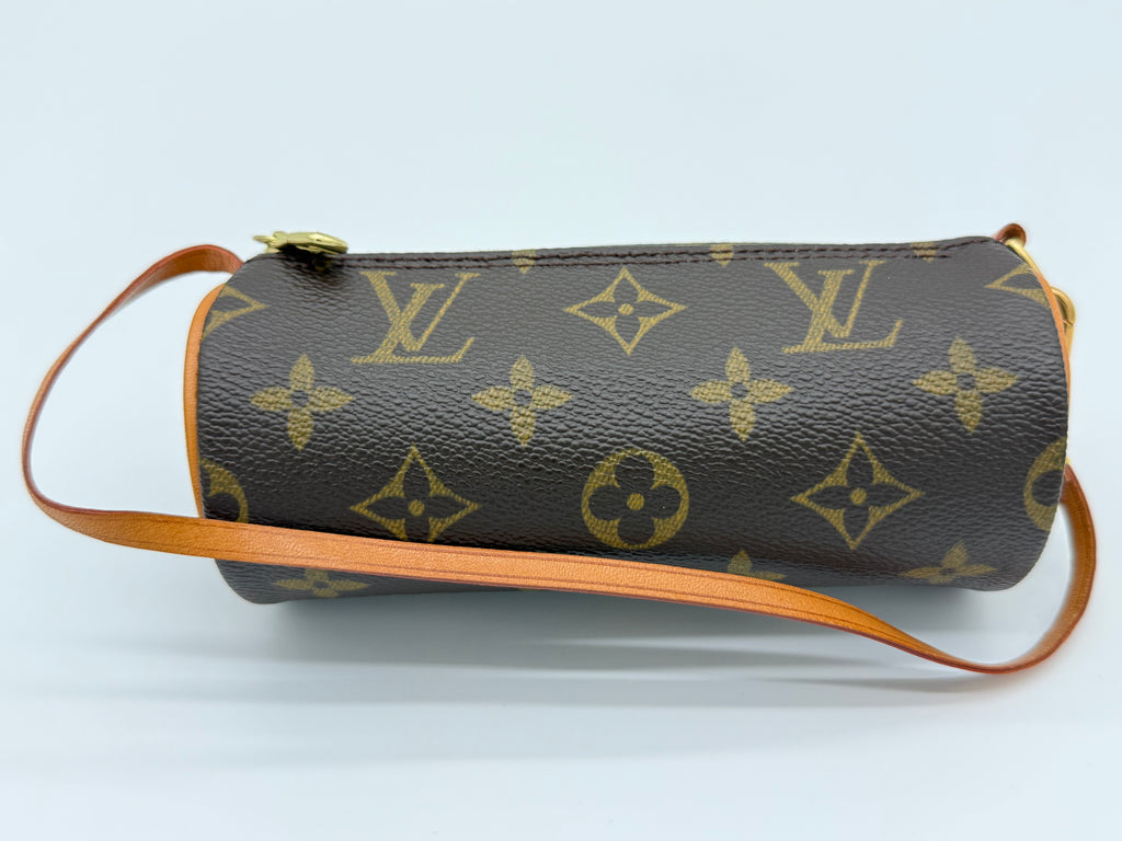 Louis Vuitton Monogram Papillon Pouch – Mini Accessory Pouch in Classic Monogram Canvas (SKU: 147171)