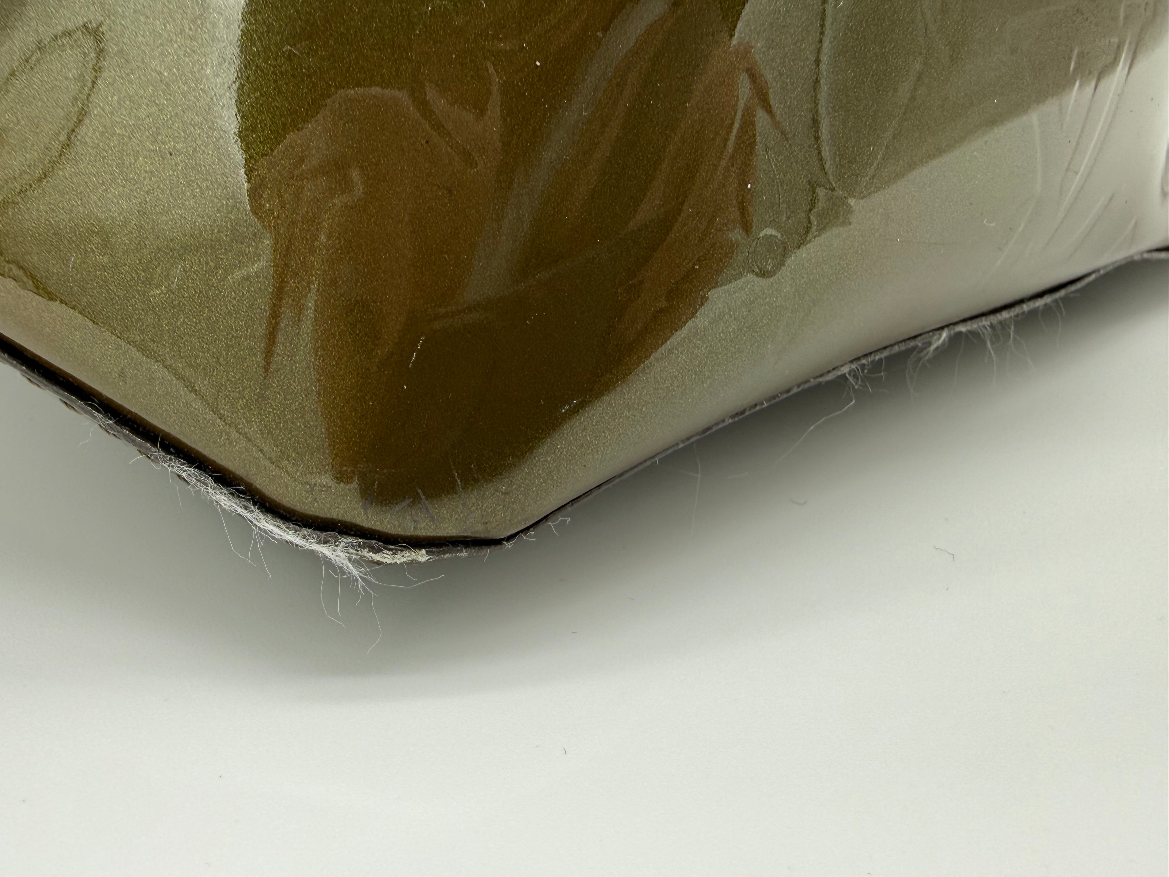 Louis Vuitton Monogram Vernis Bellevue PM – Veil Olive Patent Leather (SKU: ep11561)