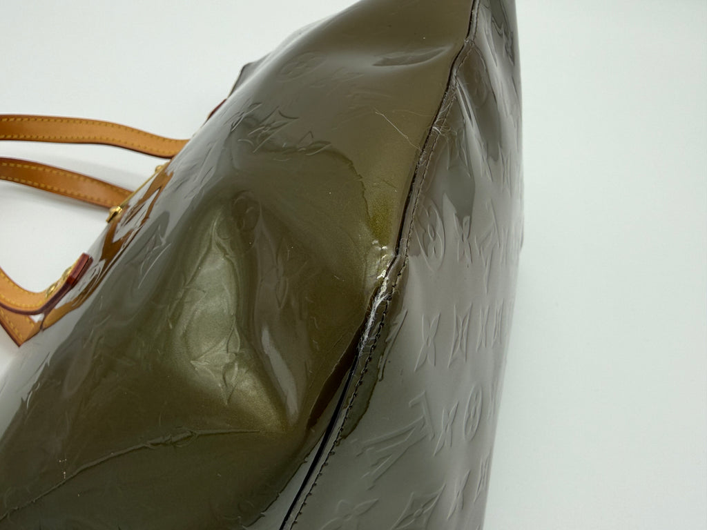 Louis Vuitton Monogram Vernis Bellevue PM – Veil Olive Patent Leather (SKU: ep11561)