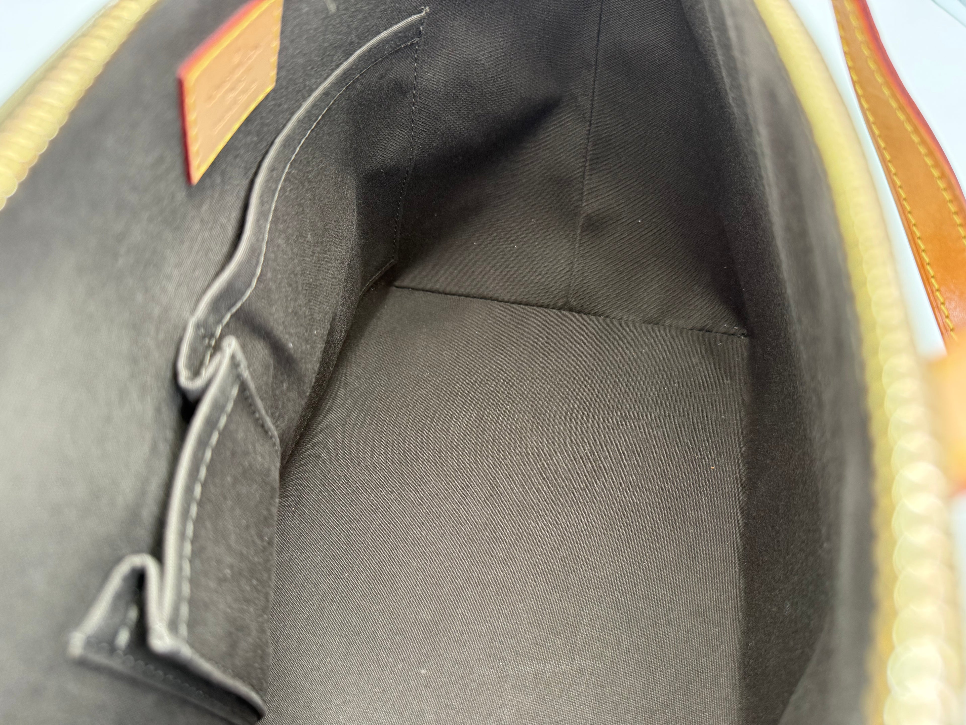 Louis Vuitton Monogram Vernis Bellevue PM – Veil Olive Patent Leather (SKU: ep11561)