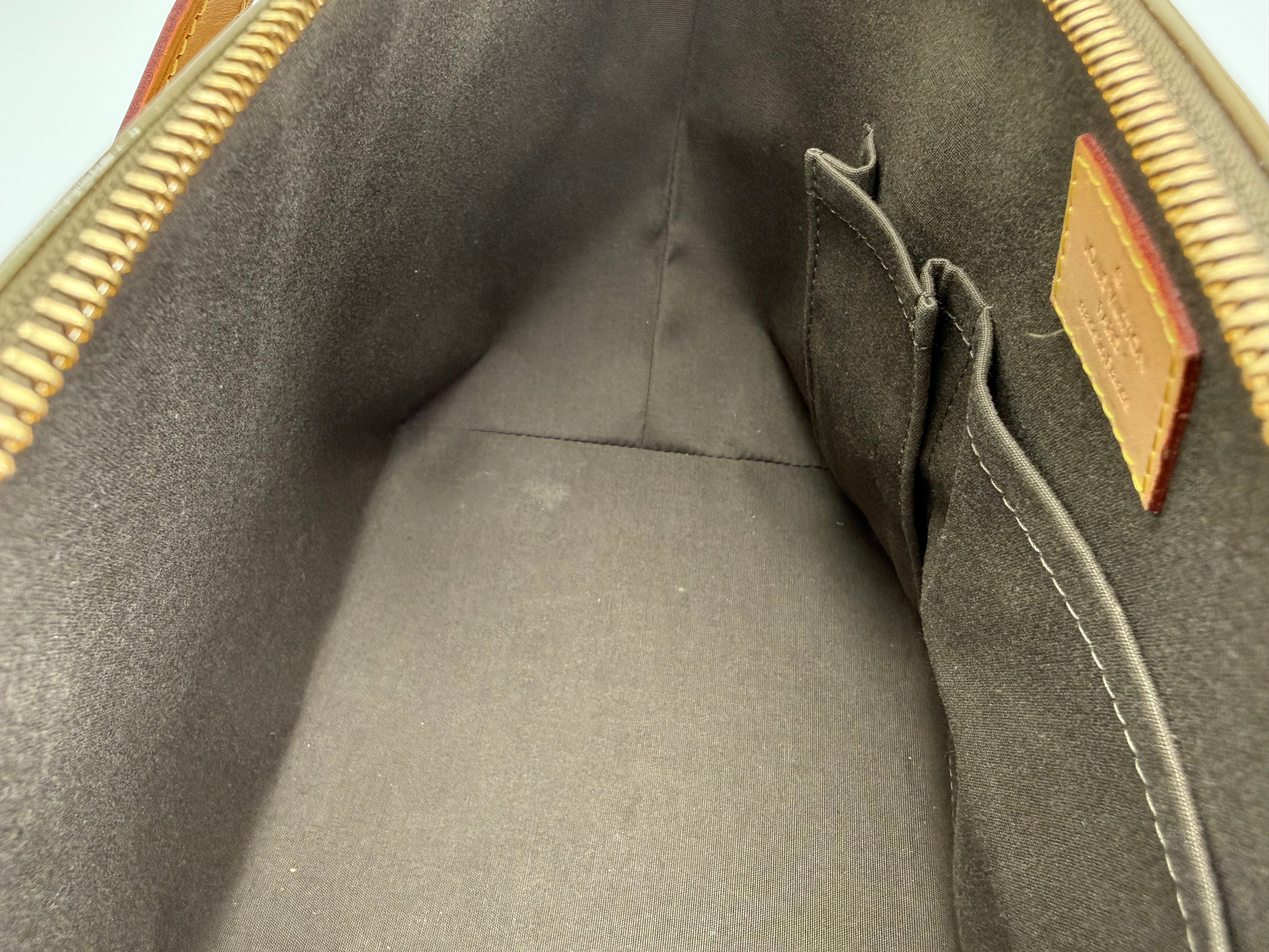 Louis Vuitton Monogram Vernis Bellevue PM – Veil Olive Patent Leather (SKU: ep11561)