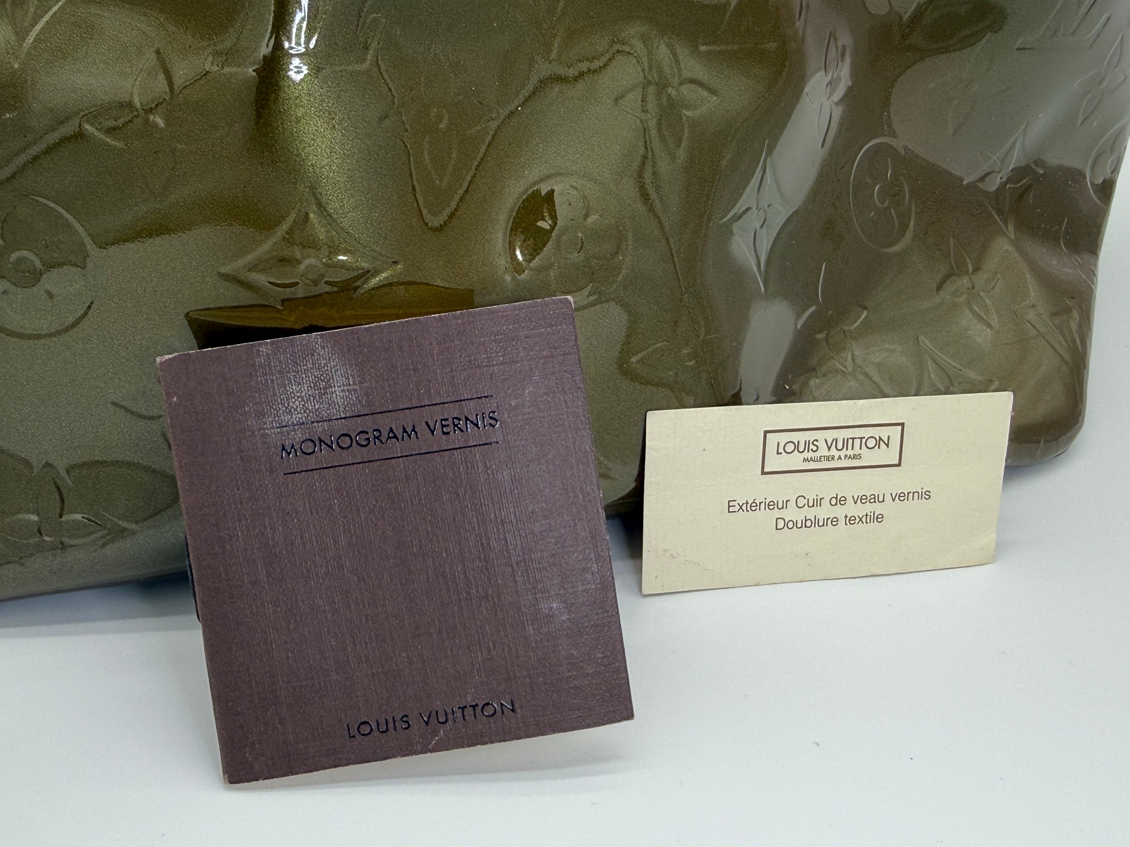 Louis Vuitton Monogram Vernis Bellevue PM – Veil Olive Patent Leather (SKU: ep11561)