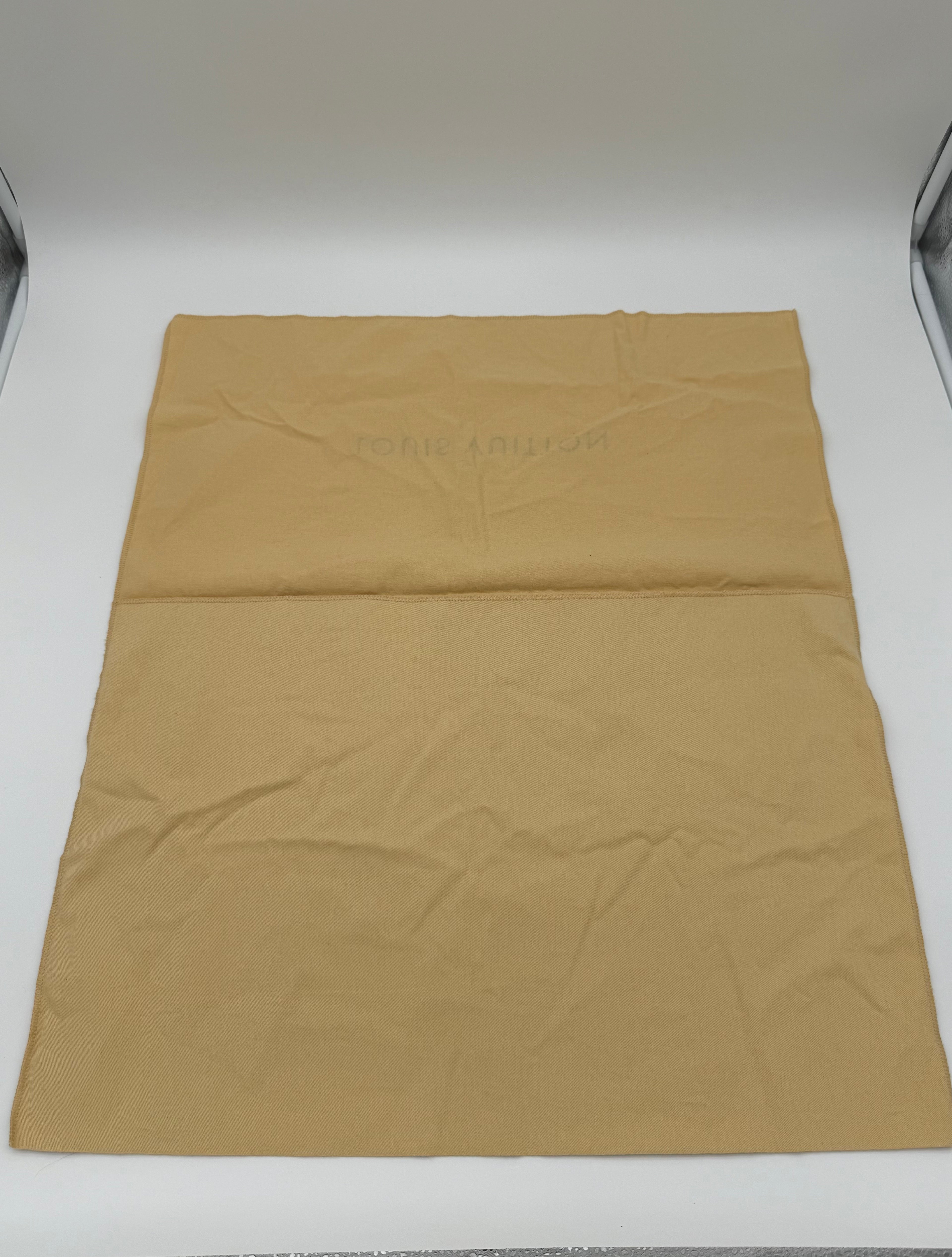 Louis Vuitton Monogram Vernis Bellevue PM – Veil Olive Patent Leather (SKU: ep11561)