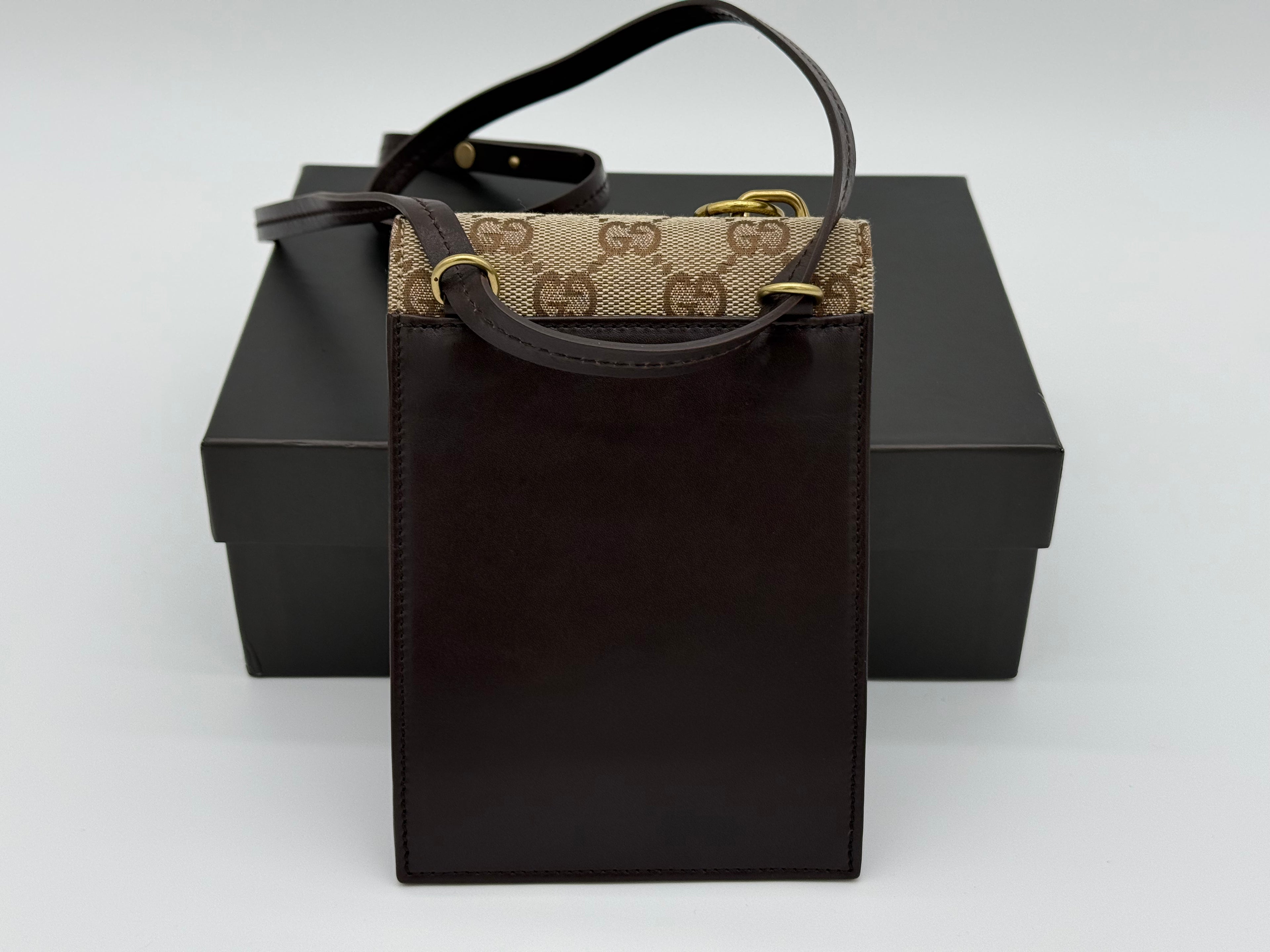 Gucci GG Canvas Shoulder Bag – Beige with Gold Hardware (SKU: gh802)