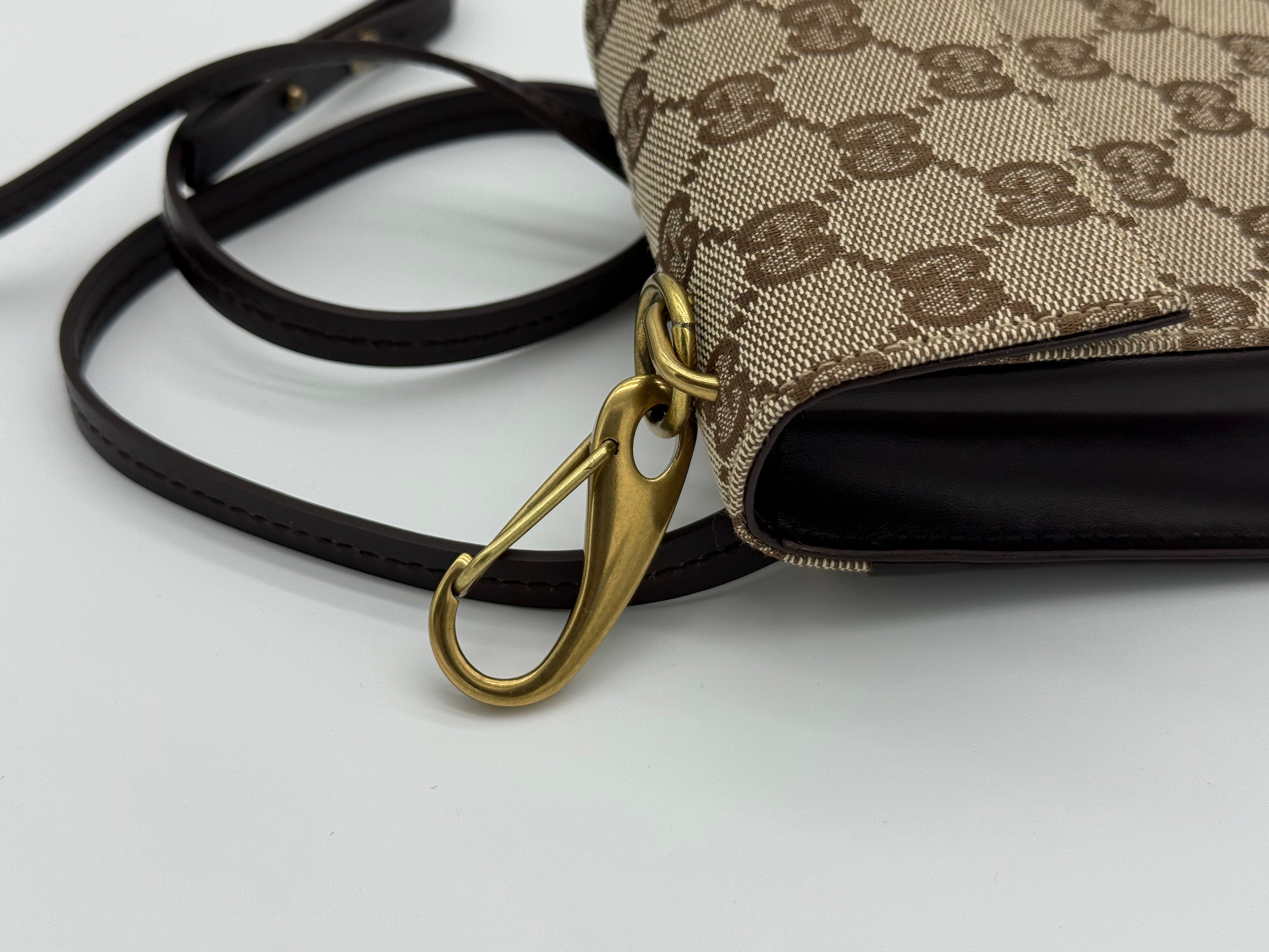 Gucci GG Canvas Shoulder Bag – Beige with Gold Hardware (SKU: gh802)