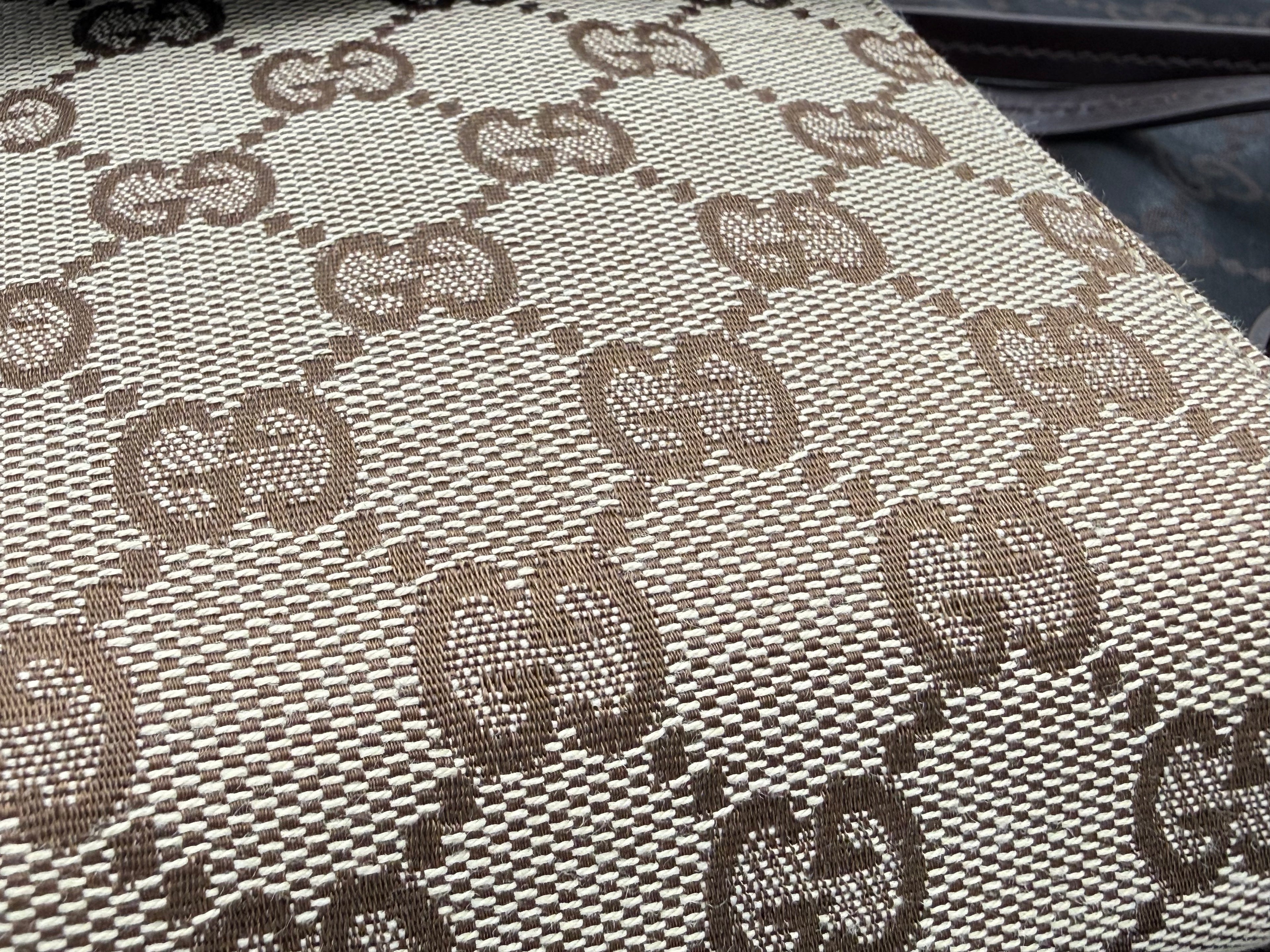 Gucci GG Canvas Shoulder Bag – Beige with Gold Hardware (SKU: gh802)