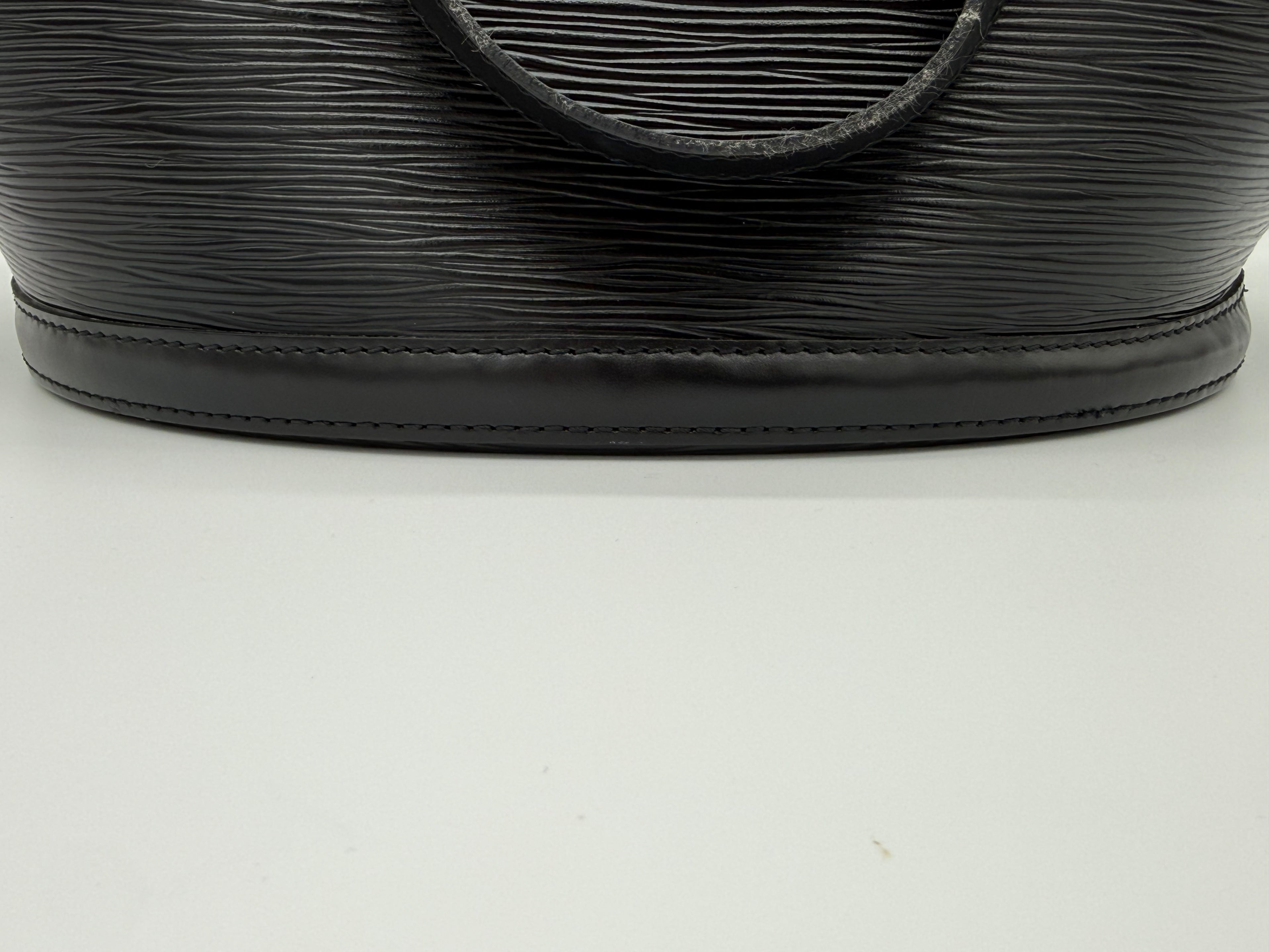 Louis Vuitton Epi Saint Jacques Shopping Bag – Black Epi Leather (SKU: am9363V)