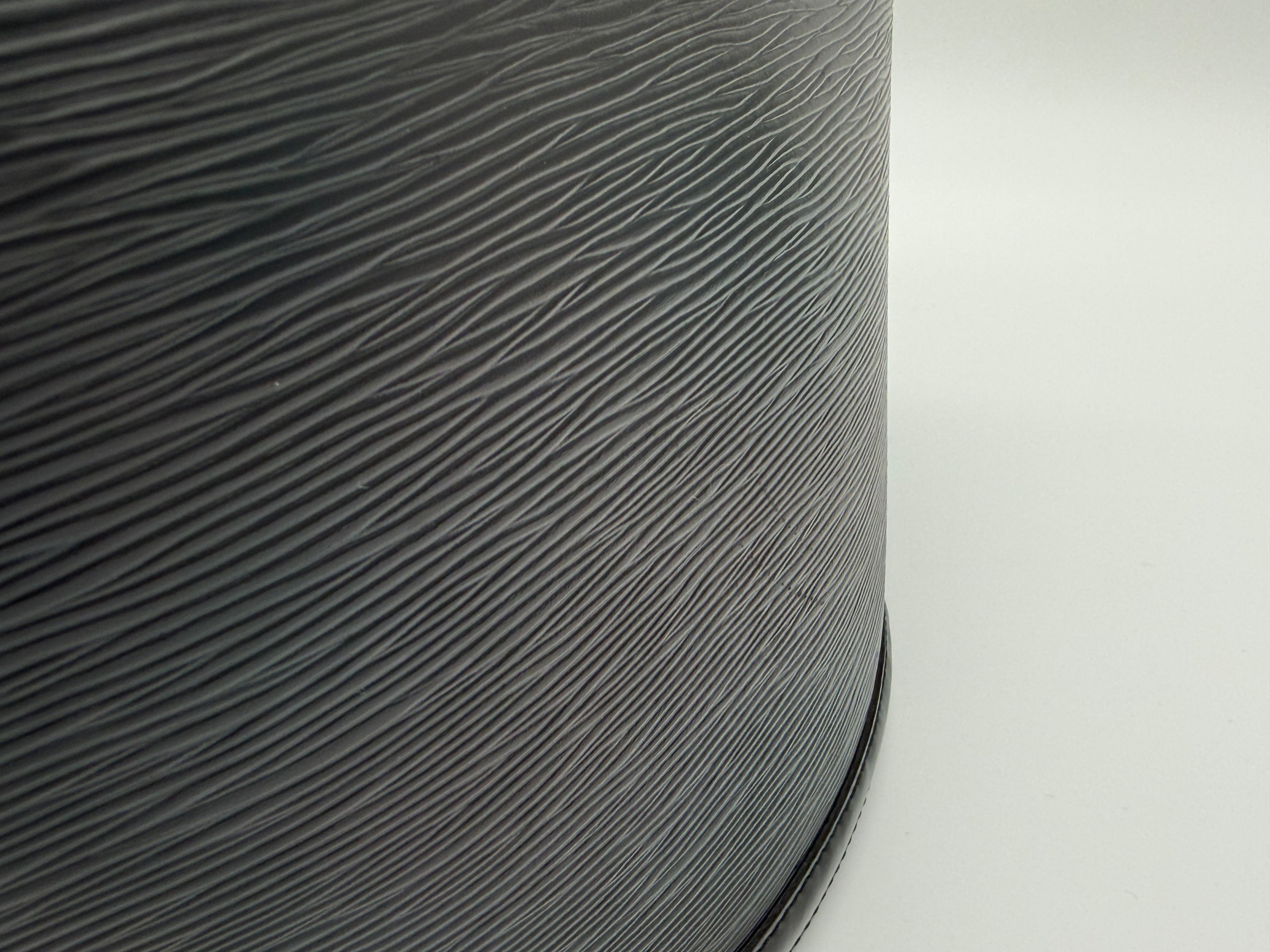 Louis Vuitton Epi Saint Jacques Shopping Bag – Black Epi Leather (SKU: am9363V)