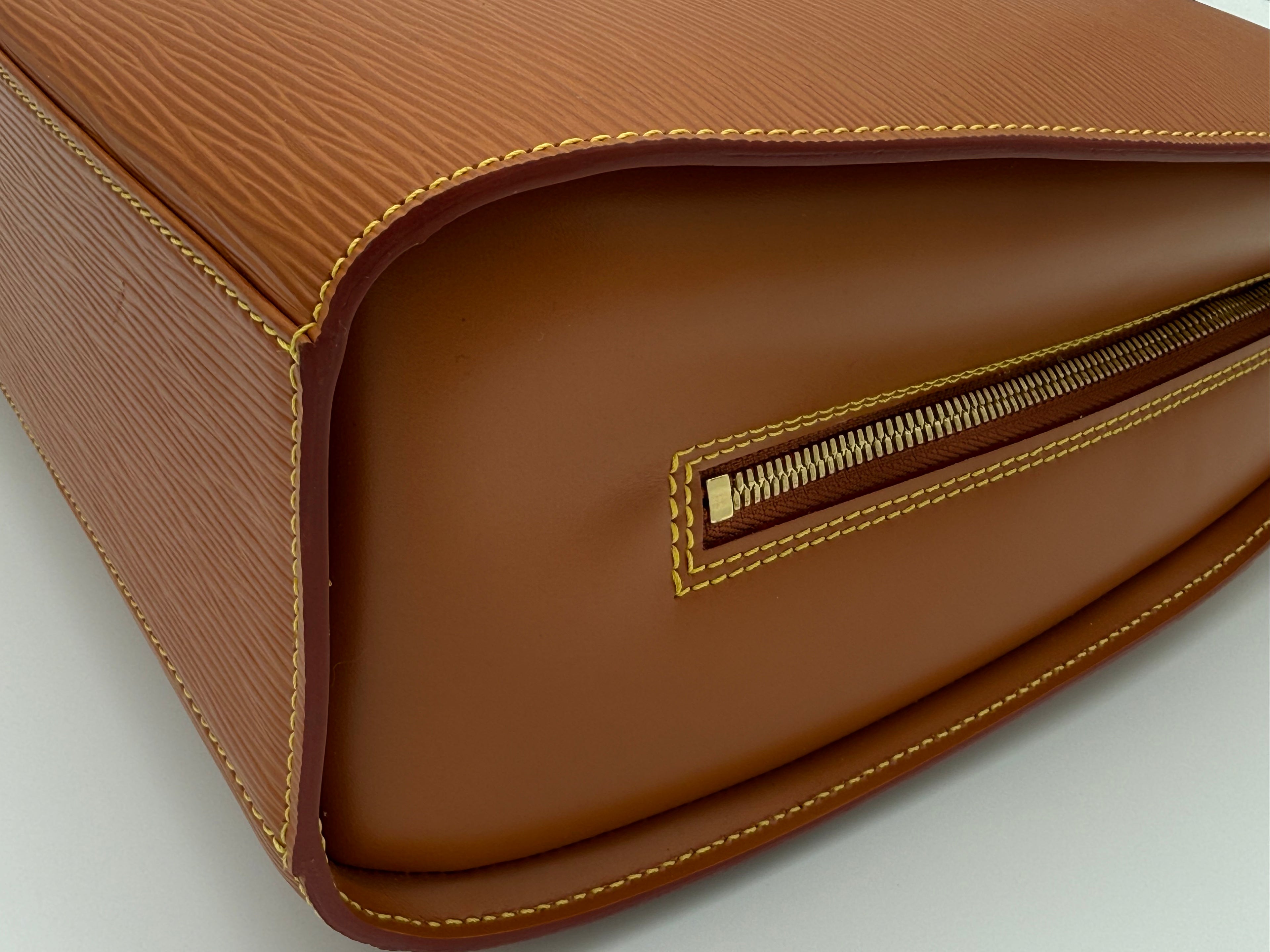 Louis Vuitton Epi Sorbonne Hand Bag – Zipangu Gold (SKU: ep11124)