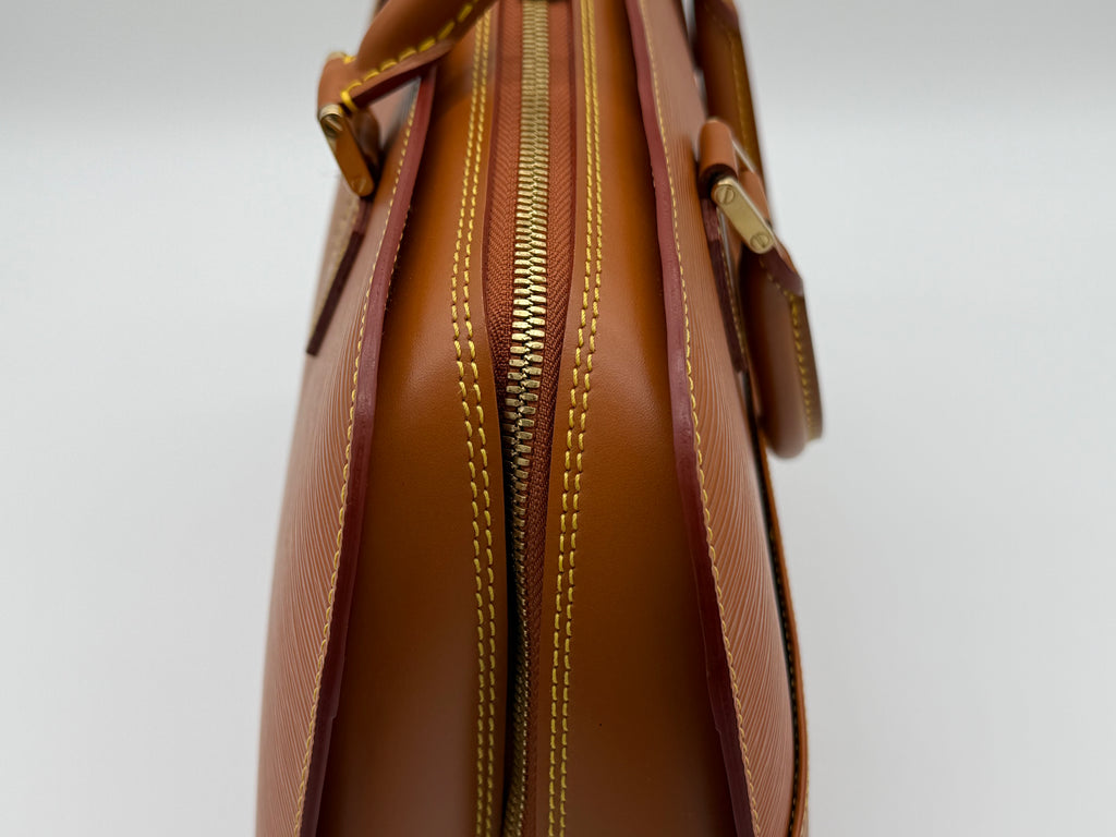 Louis Vuitton Epi Sorbonne Hand Bag – Zipangu Gold (SKU: ep11124)