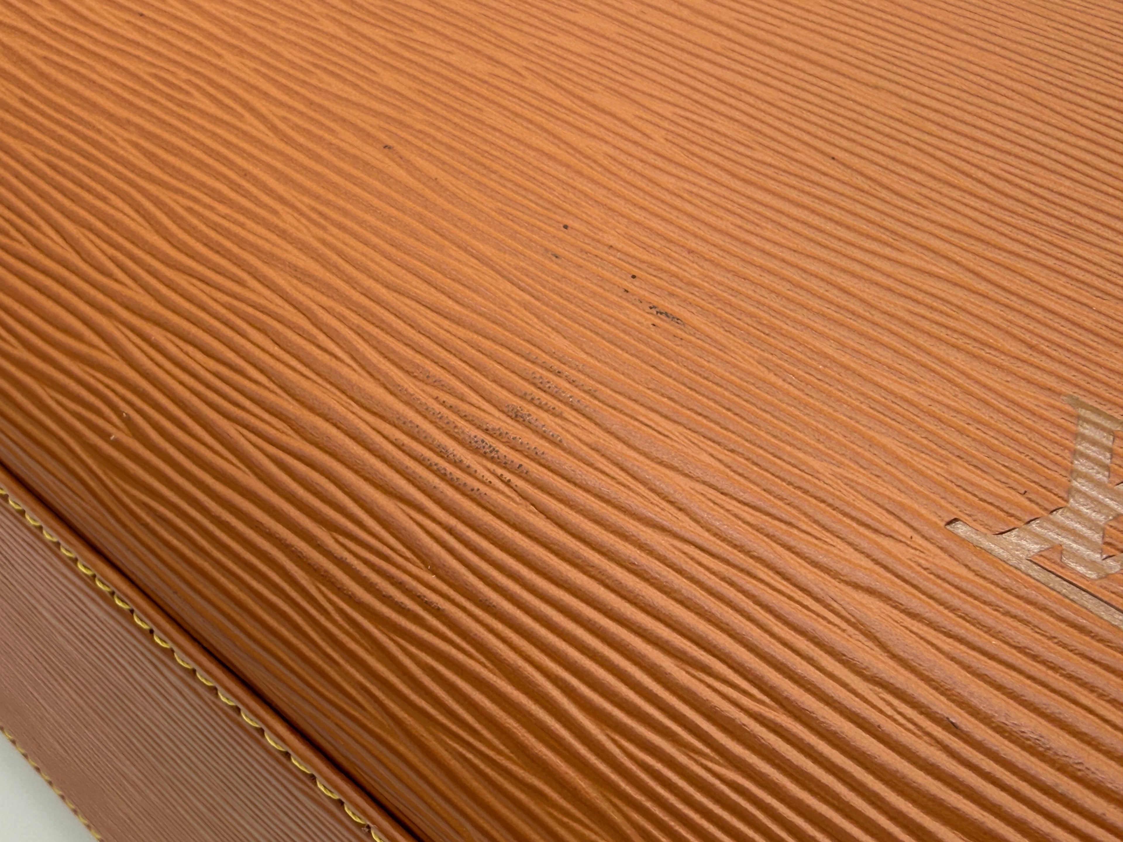 Louis Vuitton Epi Sorbonne Hand Bag – Zipangu Gold (SKU: ep11124)